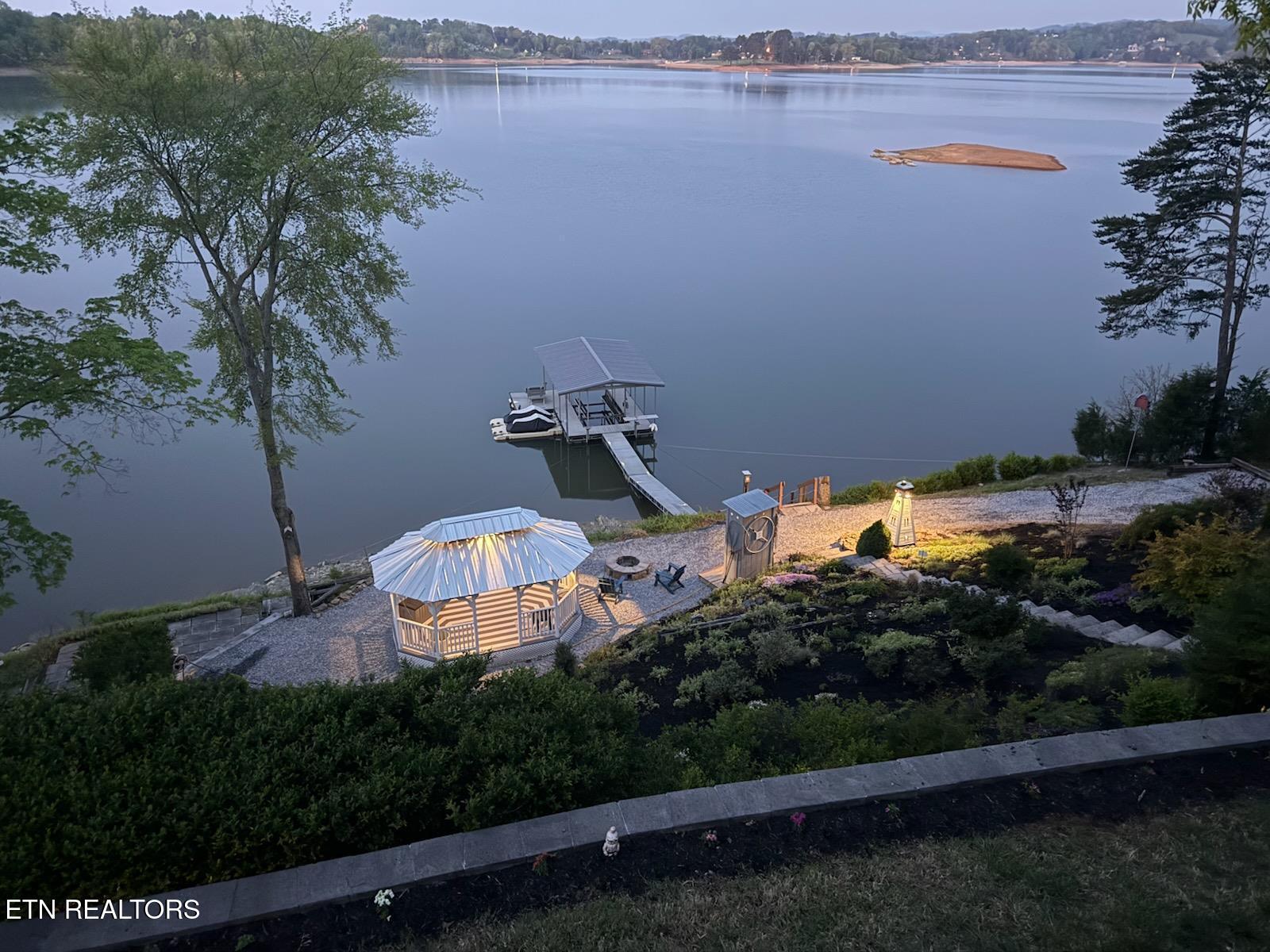 692 Turtle Pointe Road Bean Station TN 37708