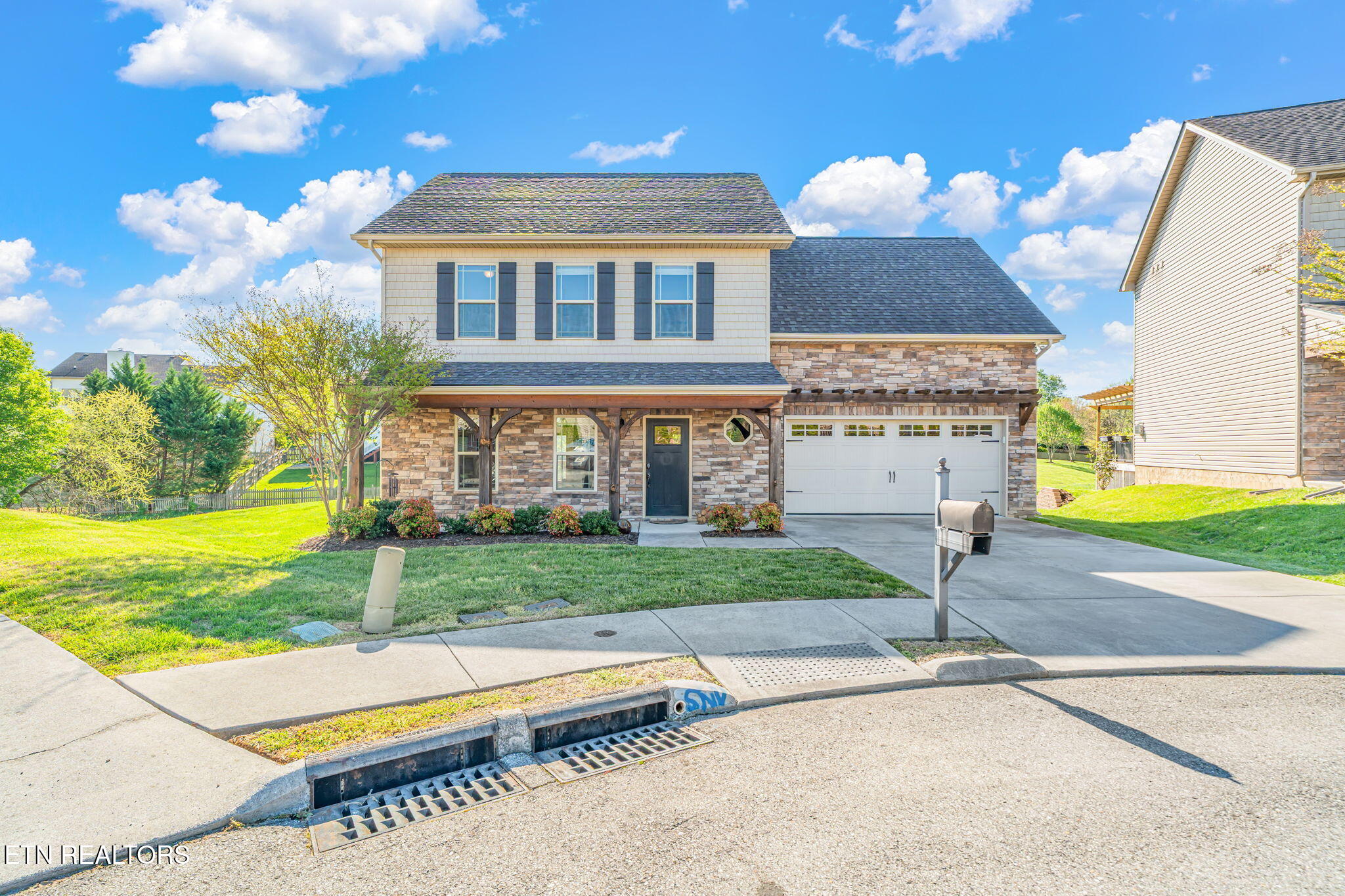 9004 Carnegie Way Knoxville TN 37922