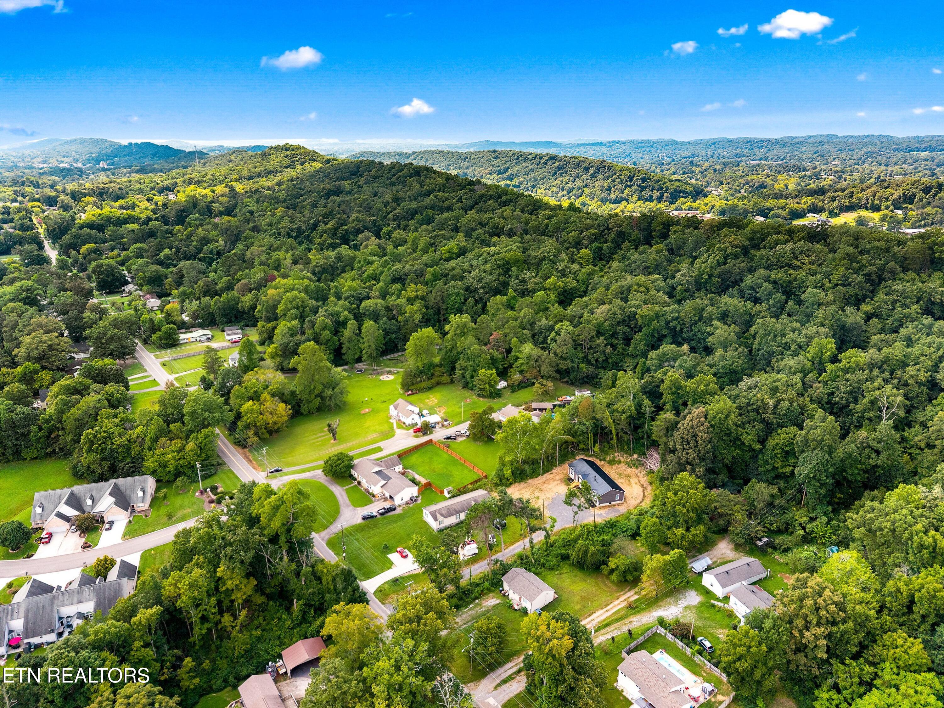 4277 Valley View Drive Knoxville TN 37917