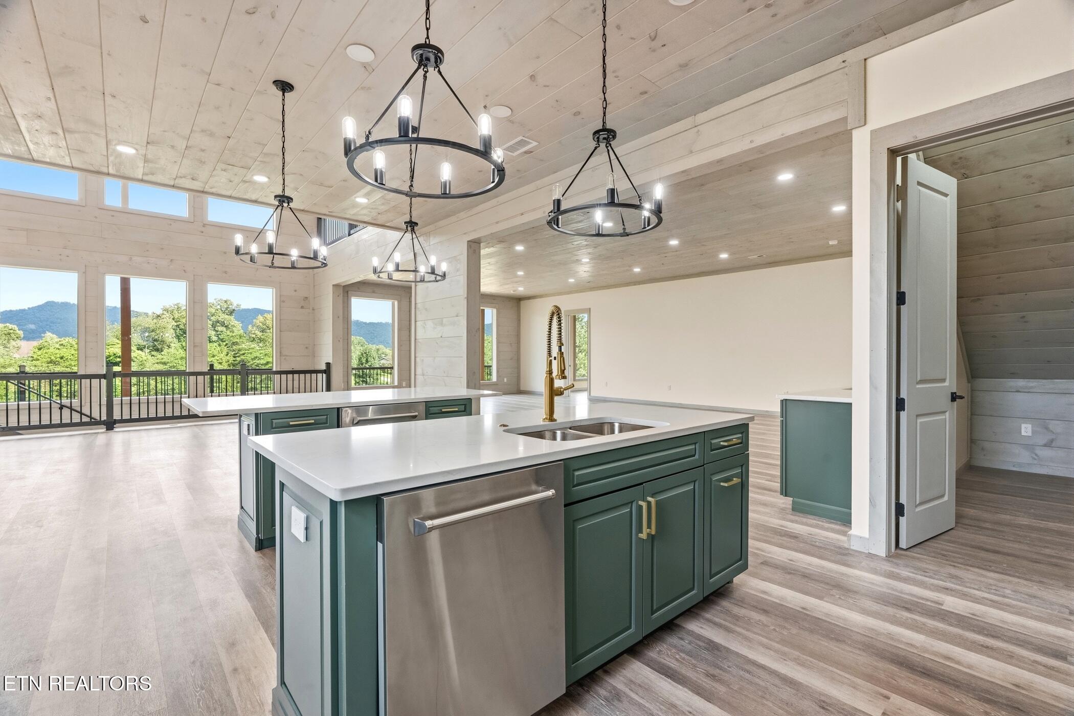 1495 Wendron Moors Drive Sevierville TN 37862
