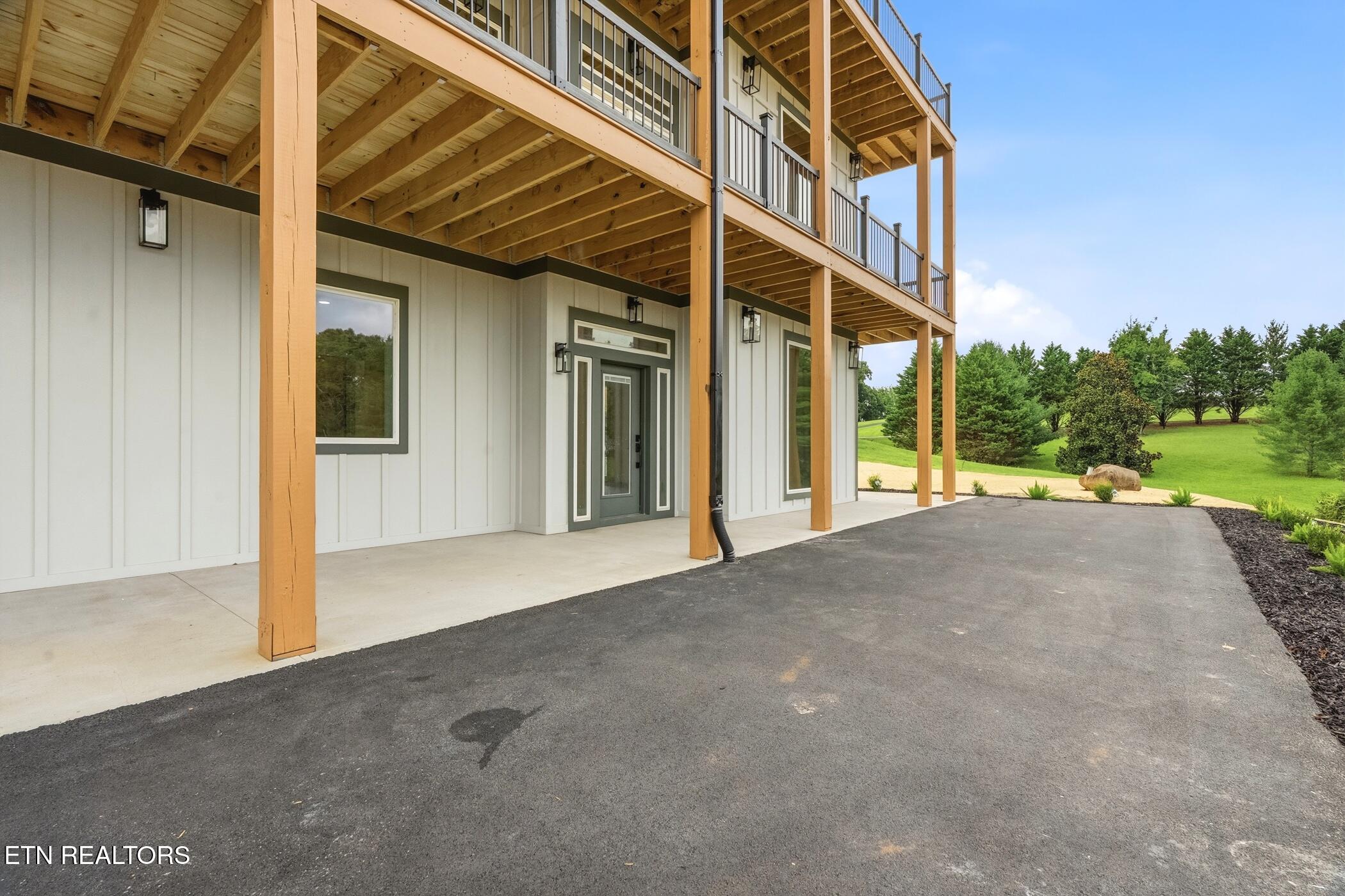 1495 Wendron Moors Drive Sevierville TN 37862