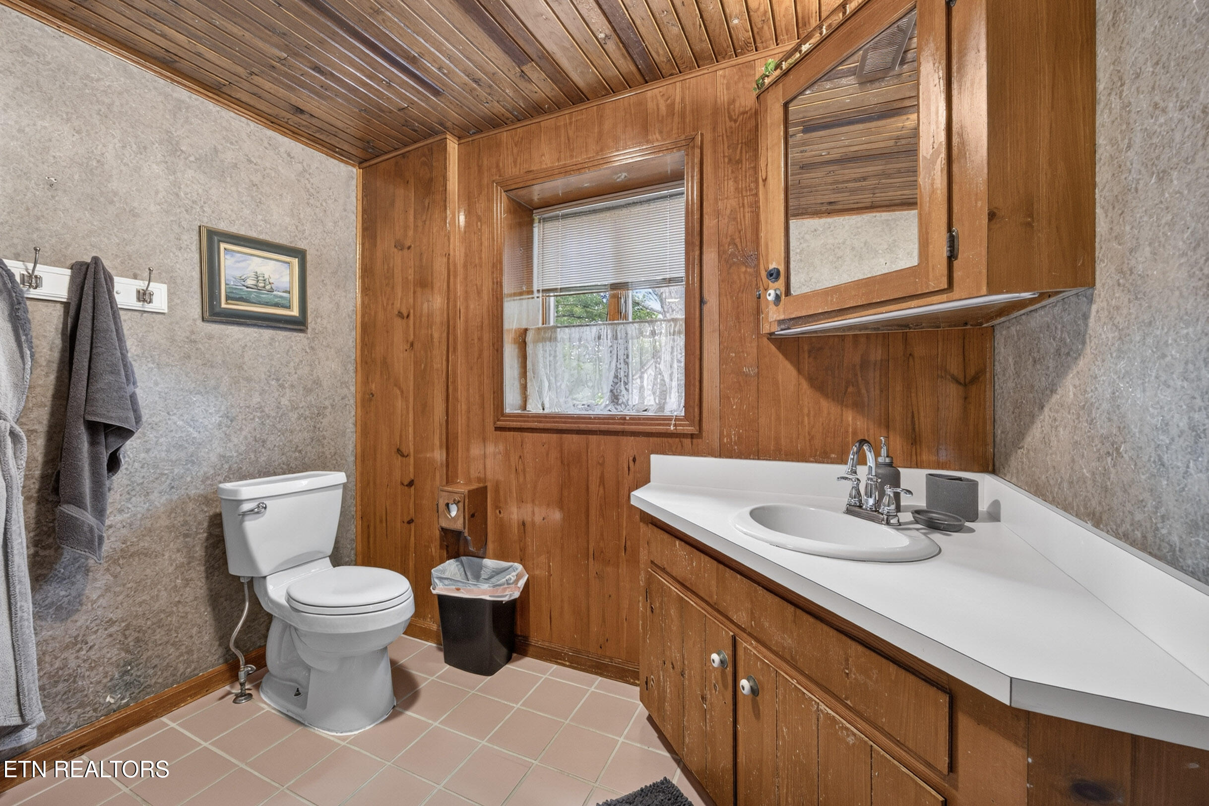 1705 Open Range Road Crossville TN 38555