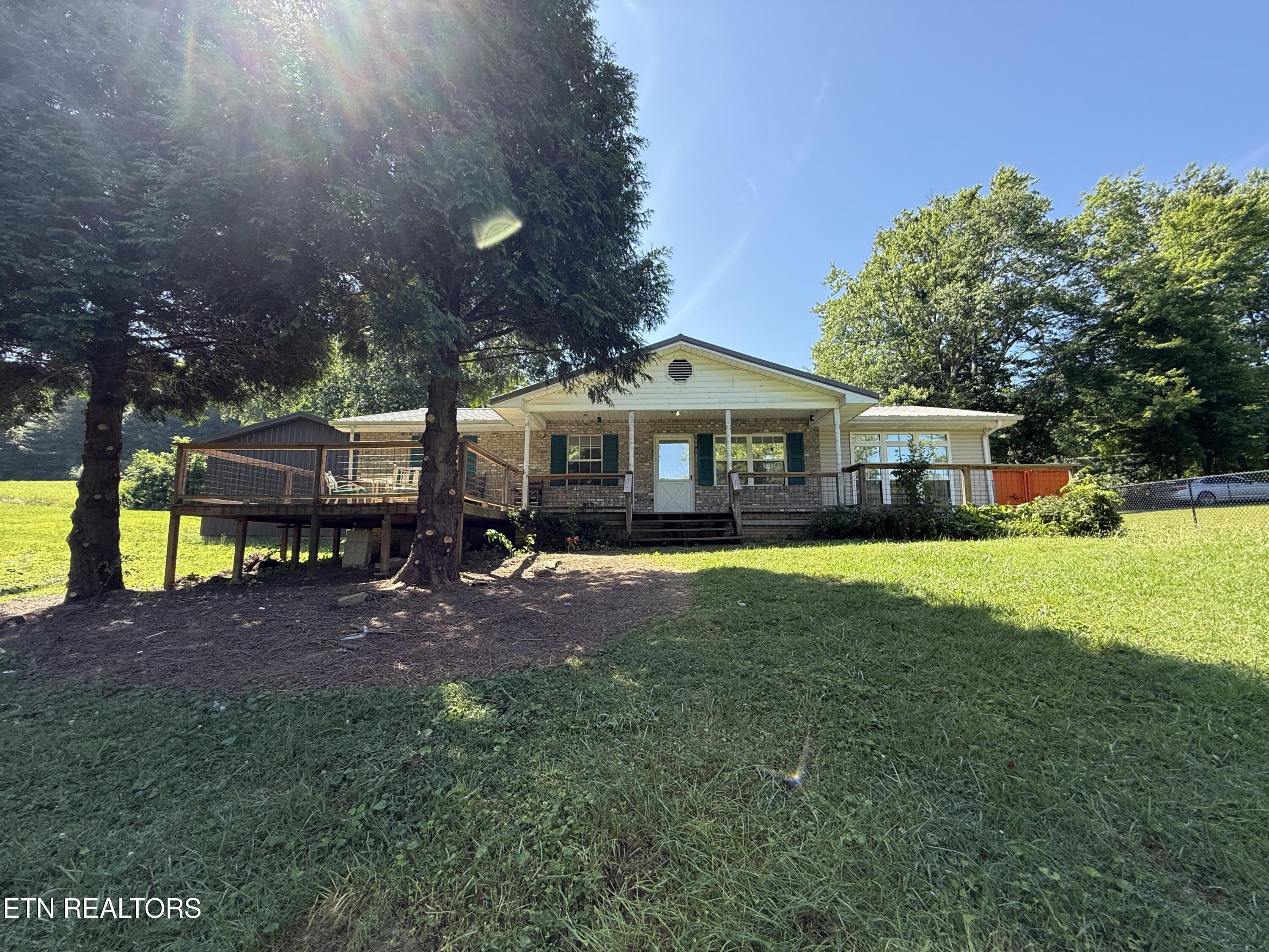 175 Hill Top Street Huntsville TN 37756