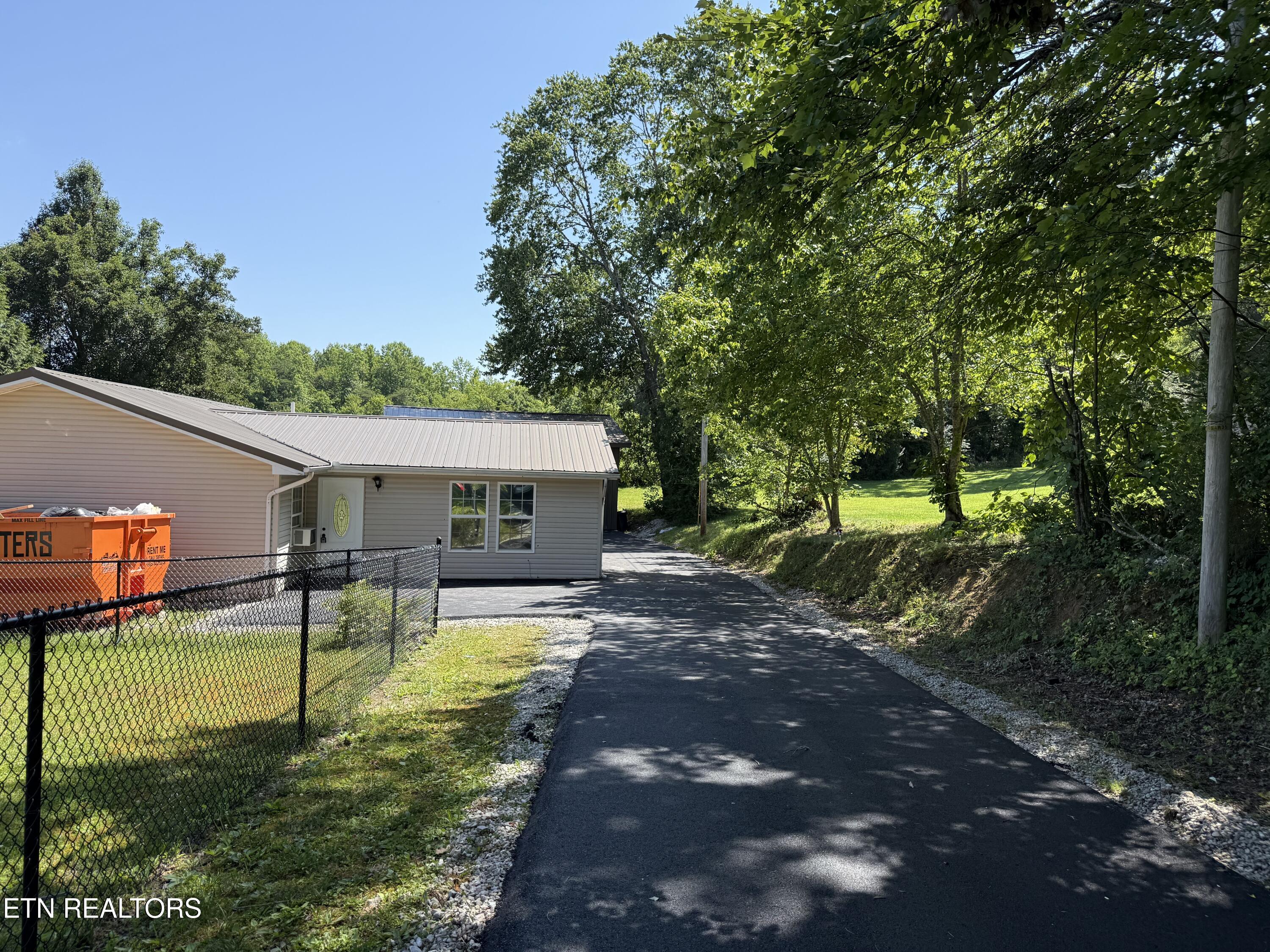 175 Hill Top Street Huntsville TN 37756