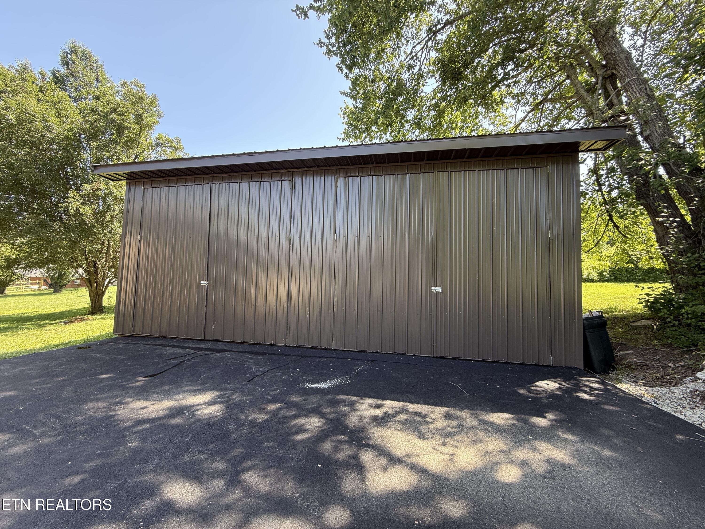175 Hill Top Street Huntsville TN 37756