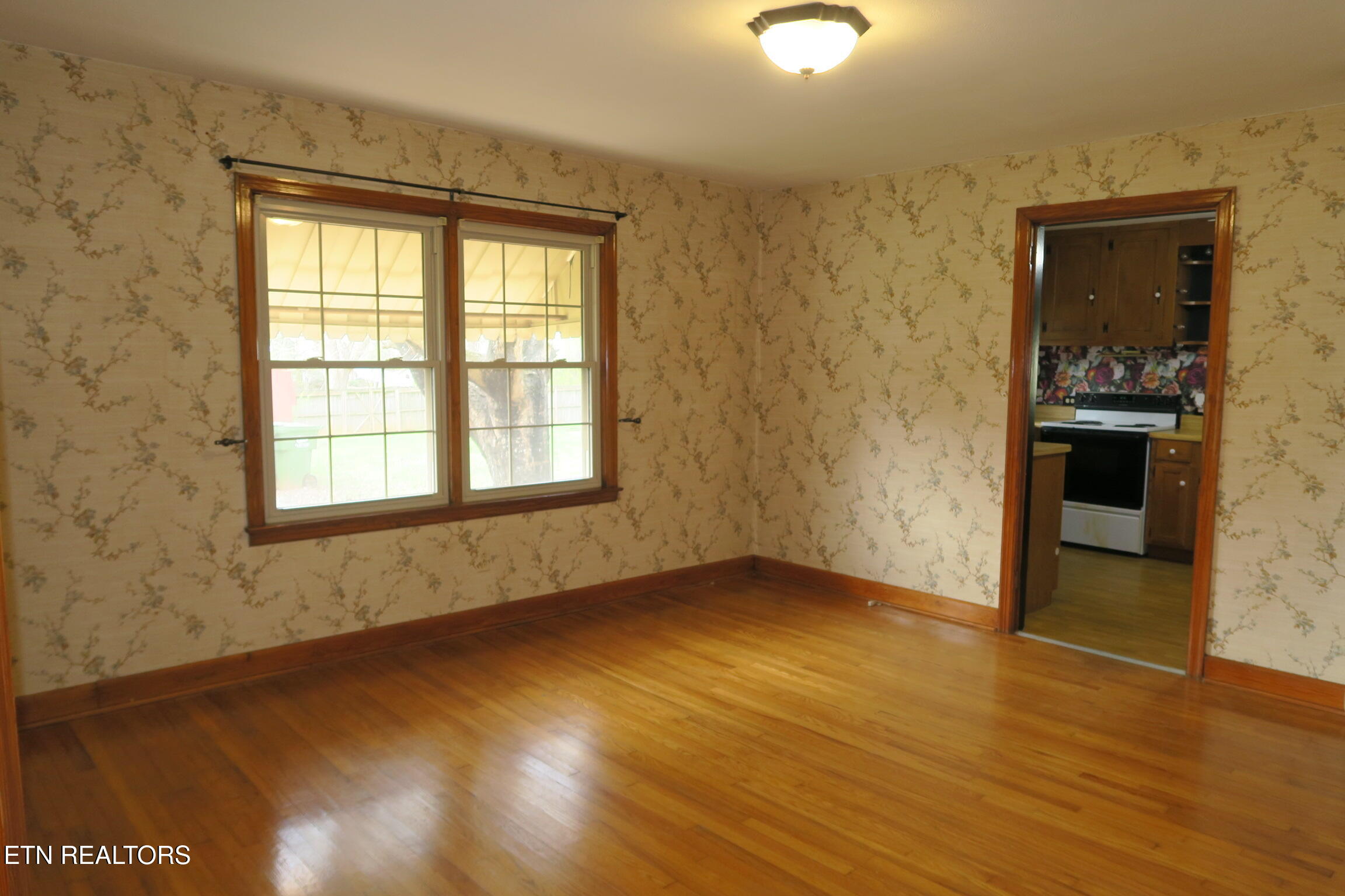 311 Waller Avenue Maryville TN 37803