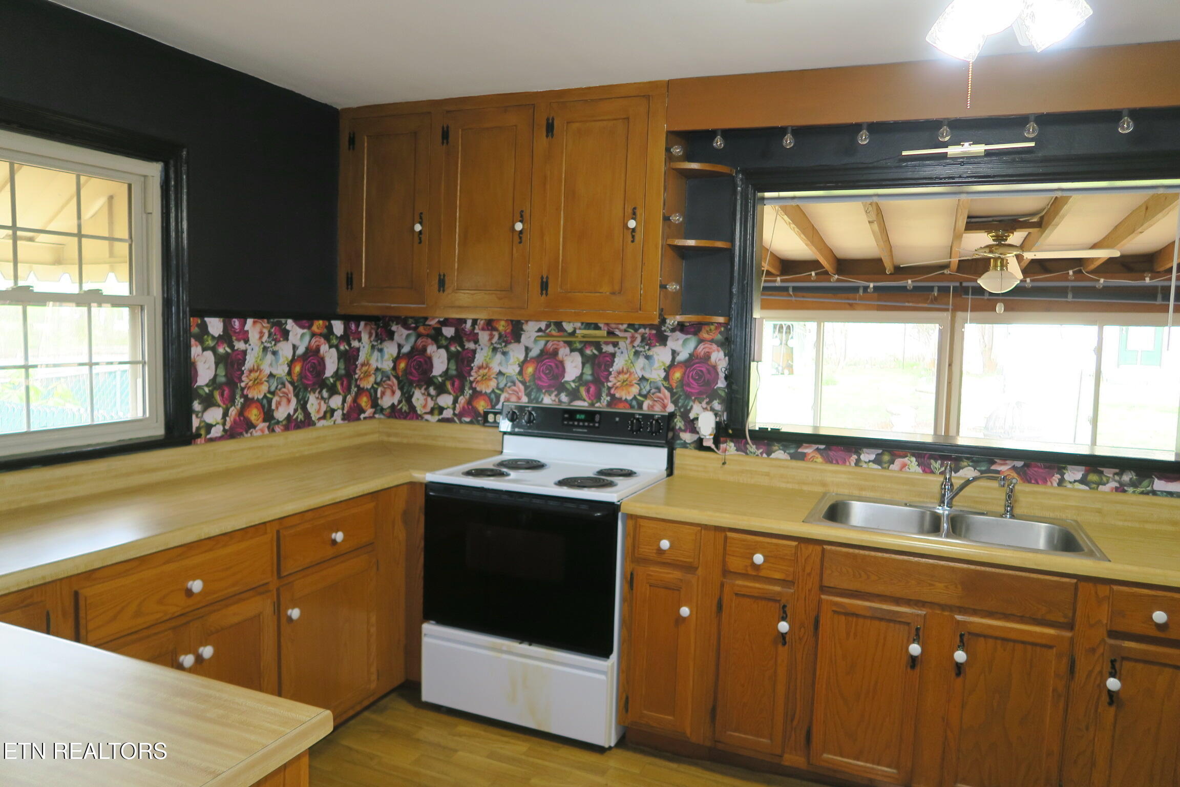 311 Waller Avenue Maryville TN 37803