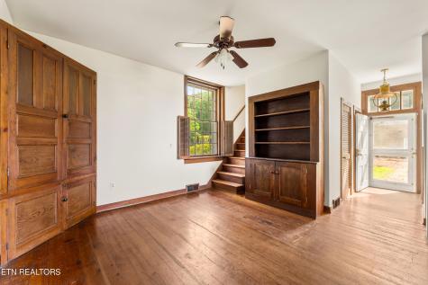 2112 Manor Drive Knoxville TN 37920