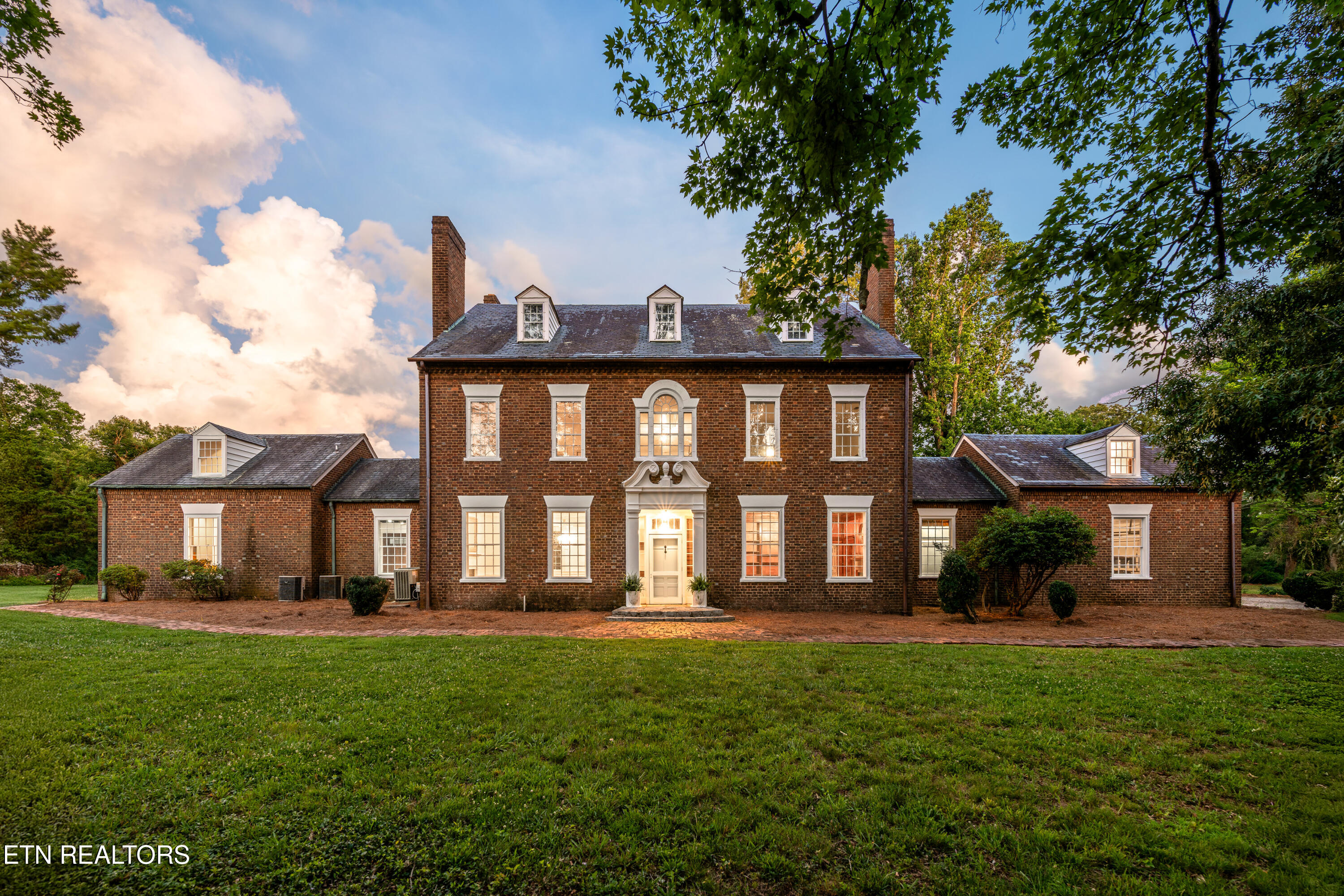 2112 Manor Drive Knoxville TN 37920