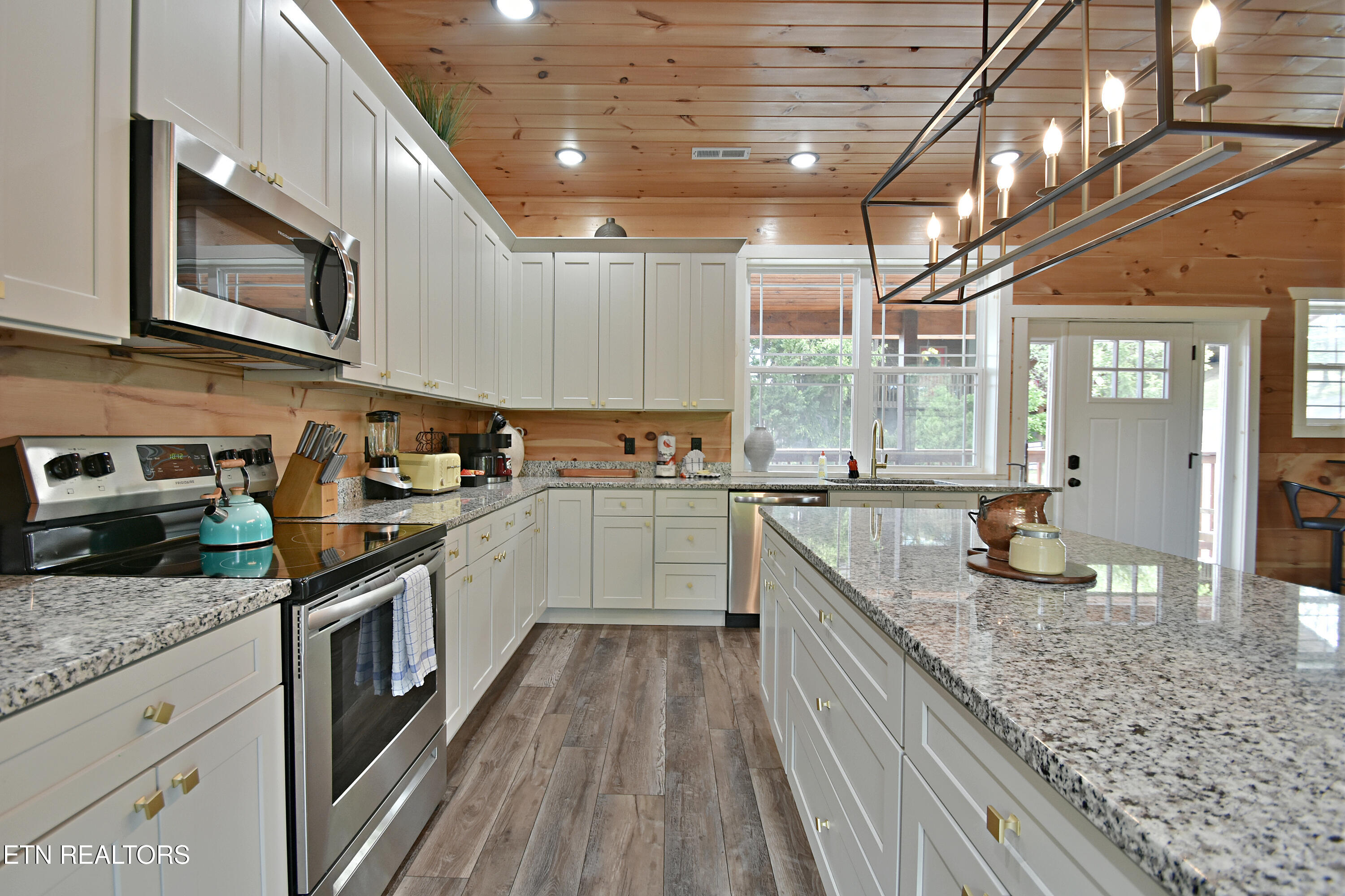 419 Stone Ridge Way Pigeon Forge TN 37863