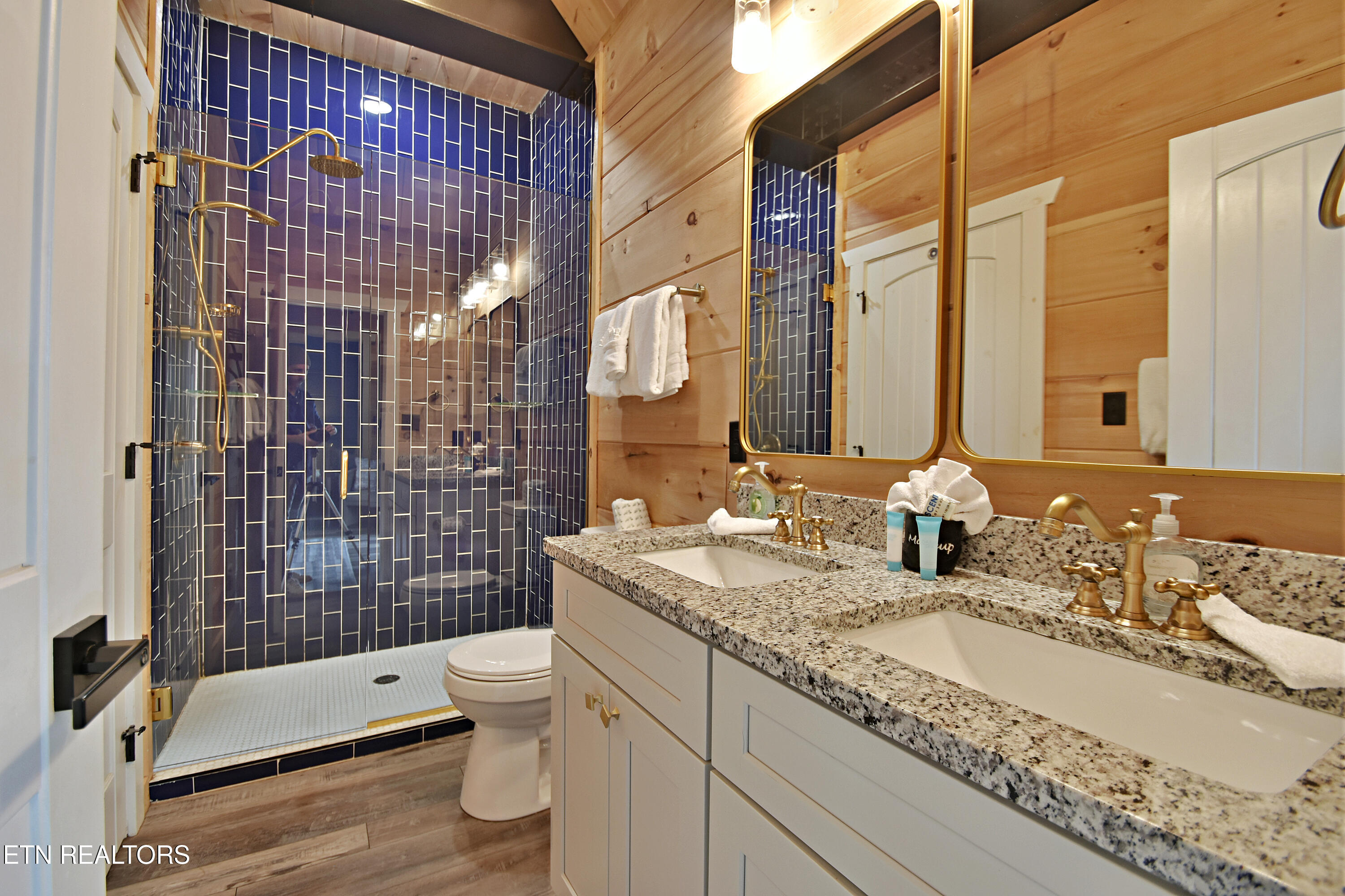419 Stone Ridge Way Pigeon Forge TN 37863
