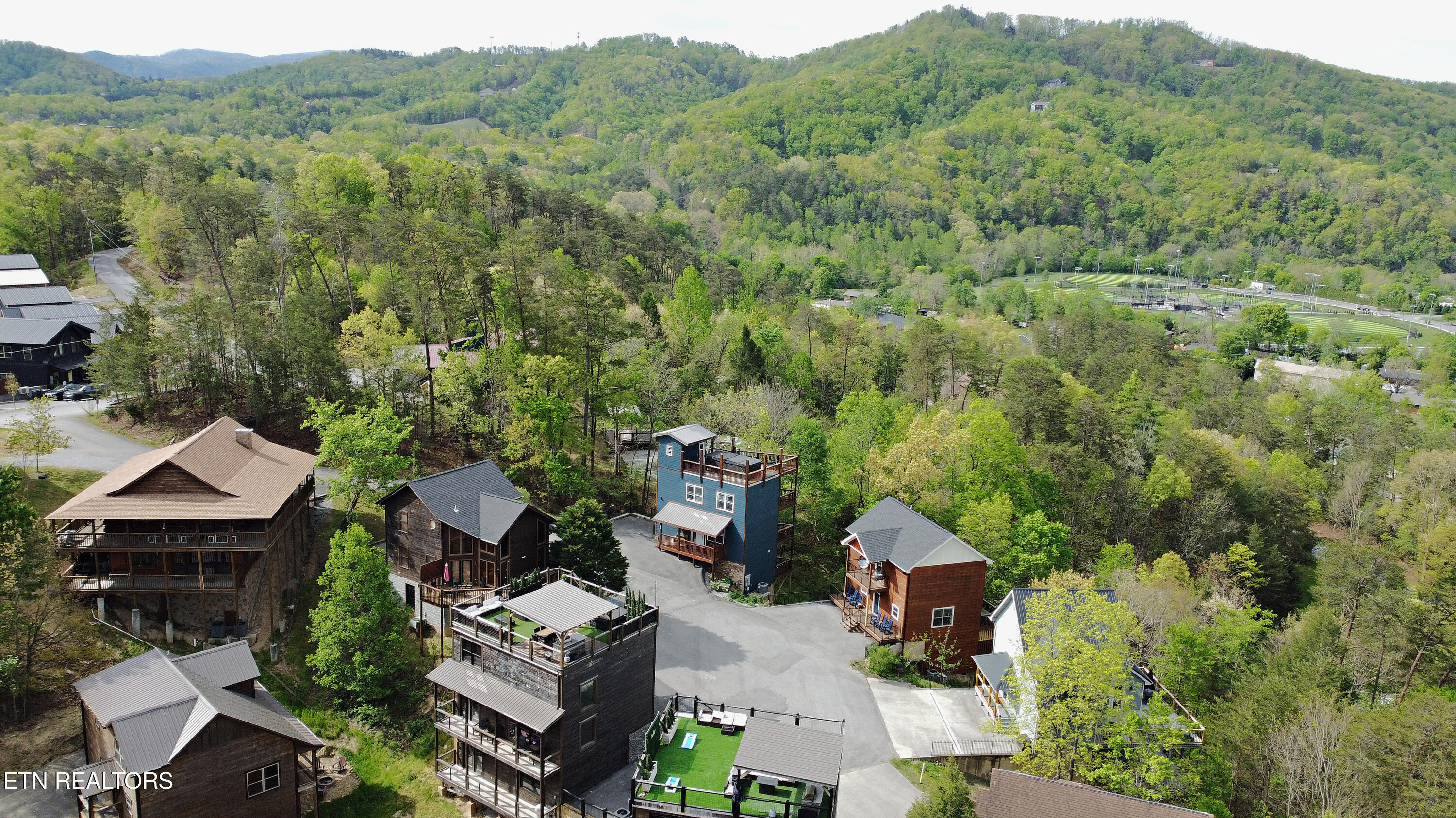 419 Stone Ridge Way Pigeon Forge TN 37863