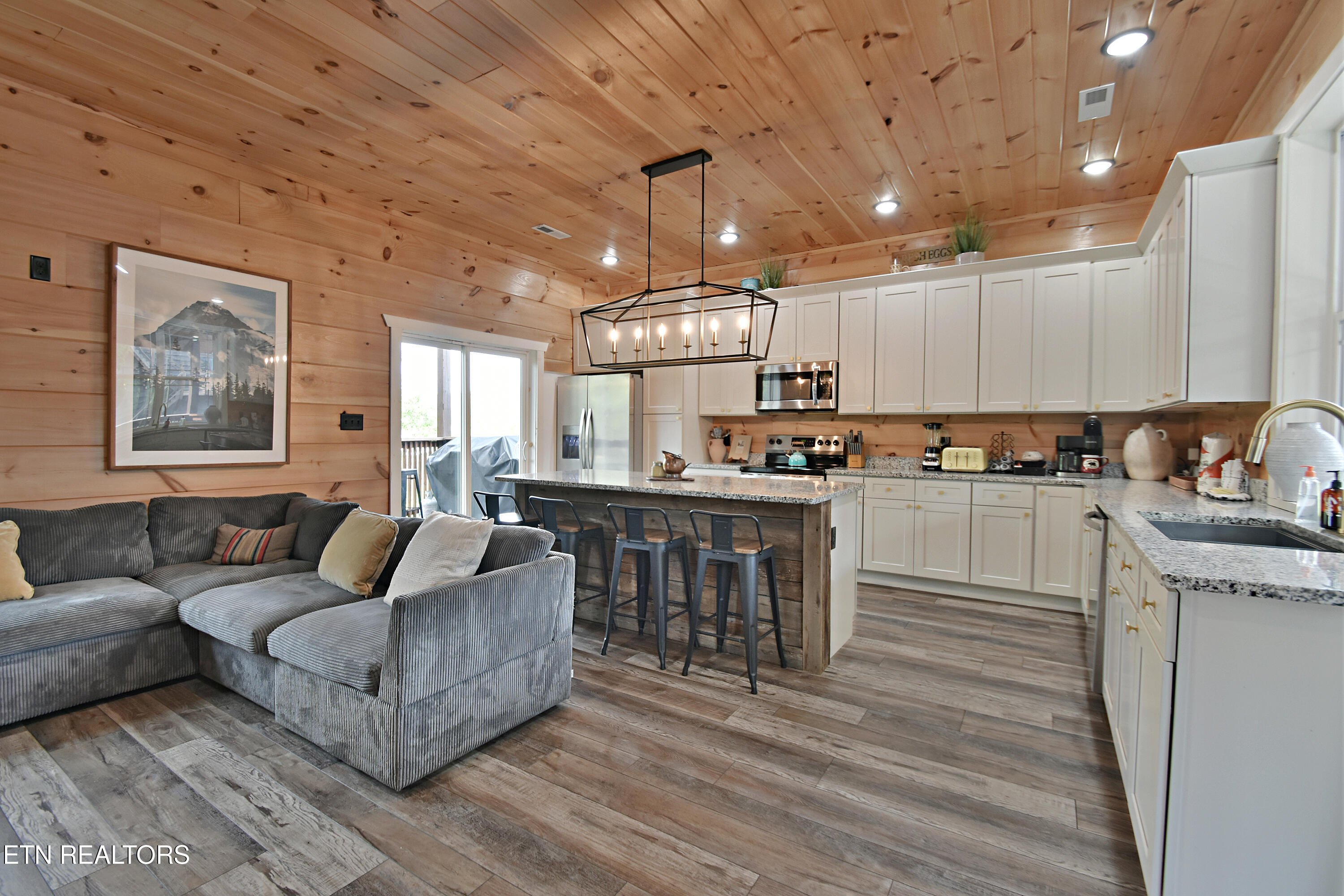 419 Stone Ridge Way Pigeon Forge TN 37863
