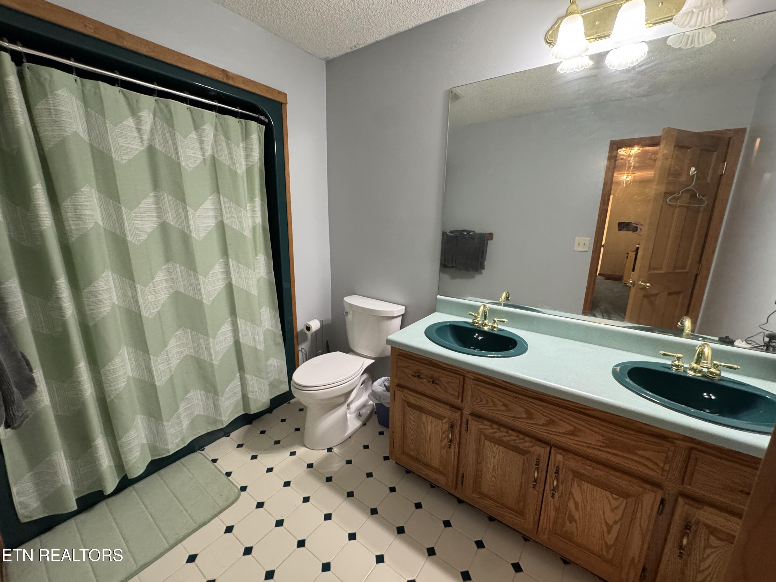 2961 Forge Ridge Road Harrogate TN 37752