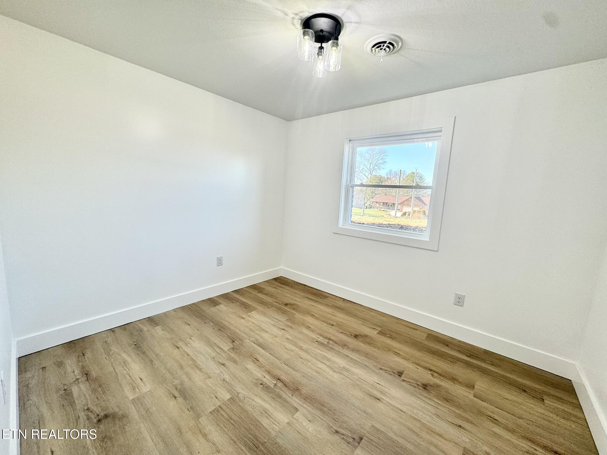 114 Happy Ending Lane Kingston TN 37763