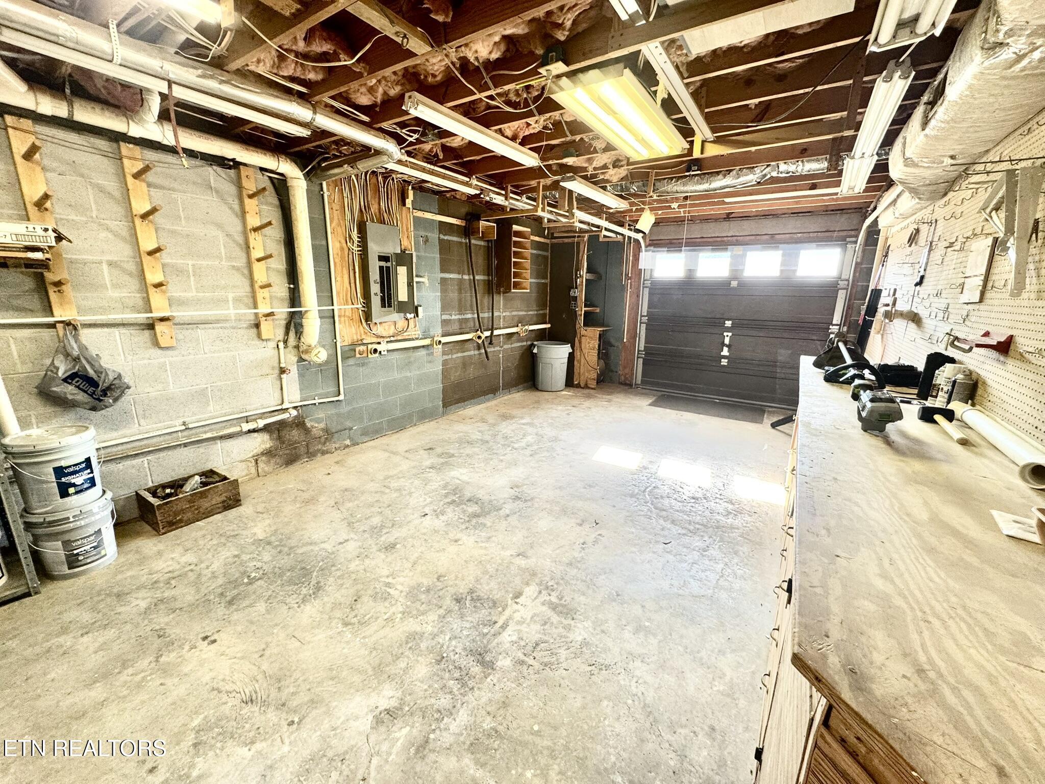 114 Happy Ending Lane Kingston TN 37763