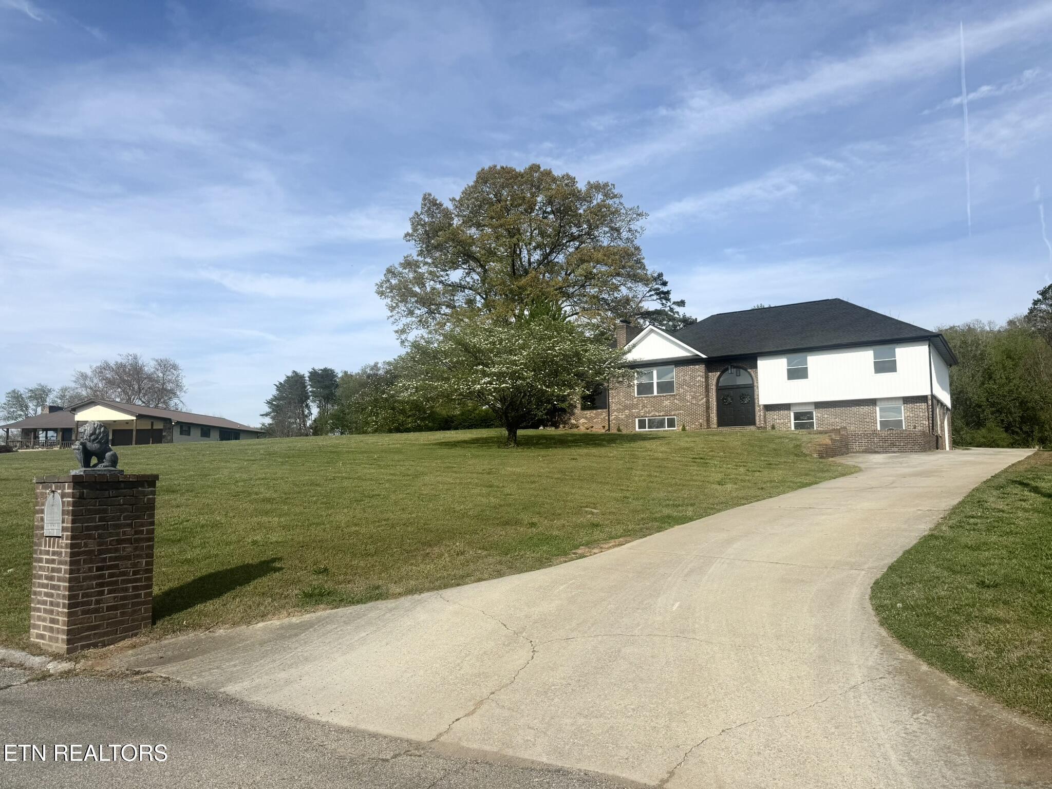114 Happy Ending Lane Kingston TN 37763