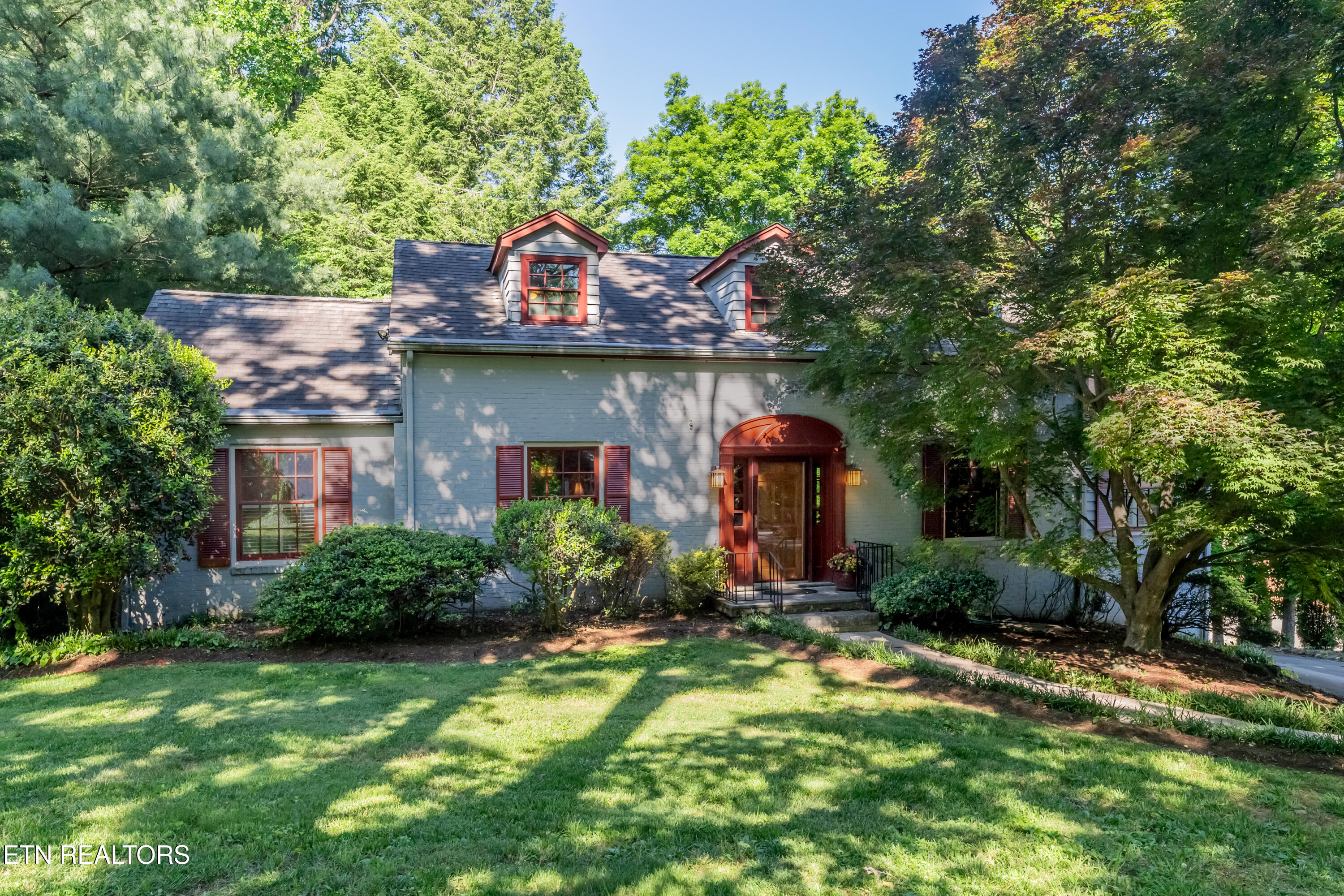 309 Kingston Court Knoxville TN 37919