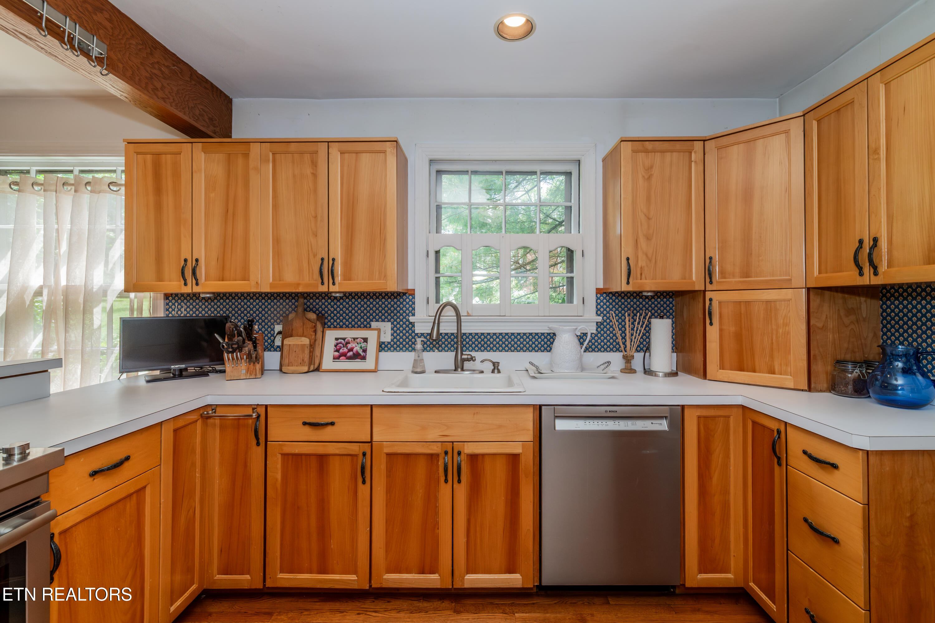 309 Kingston Court Knoxville TN 37919