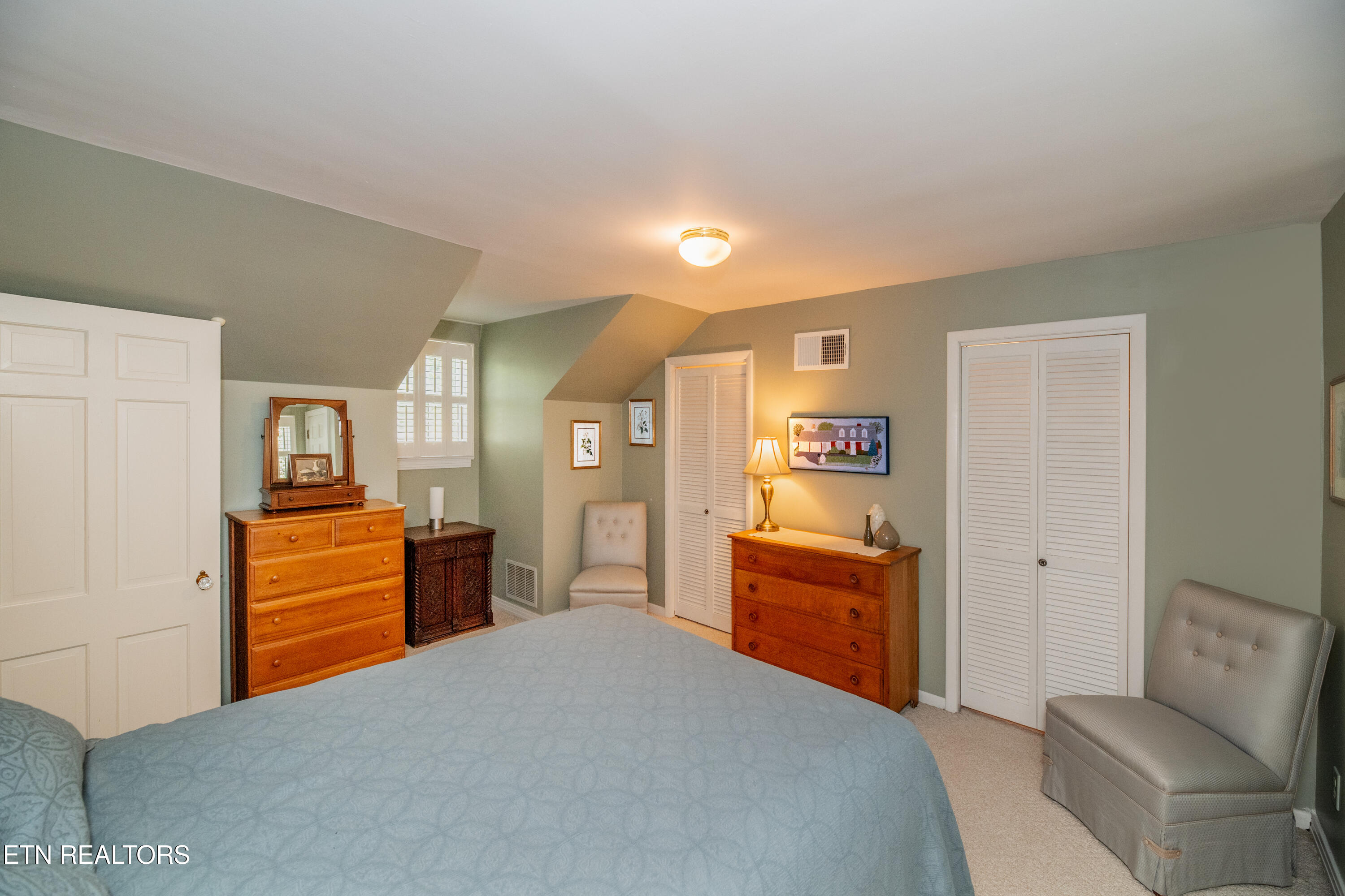 309 Kingston Court Knoxville TN 37919