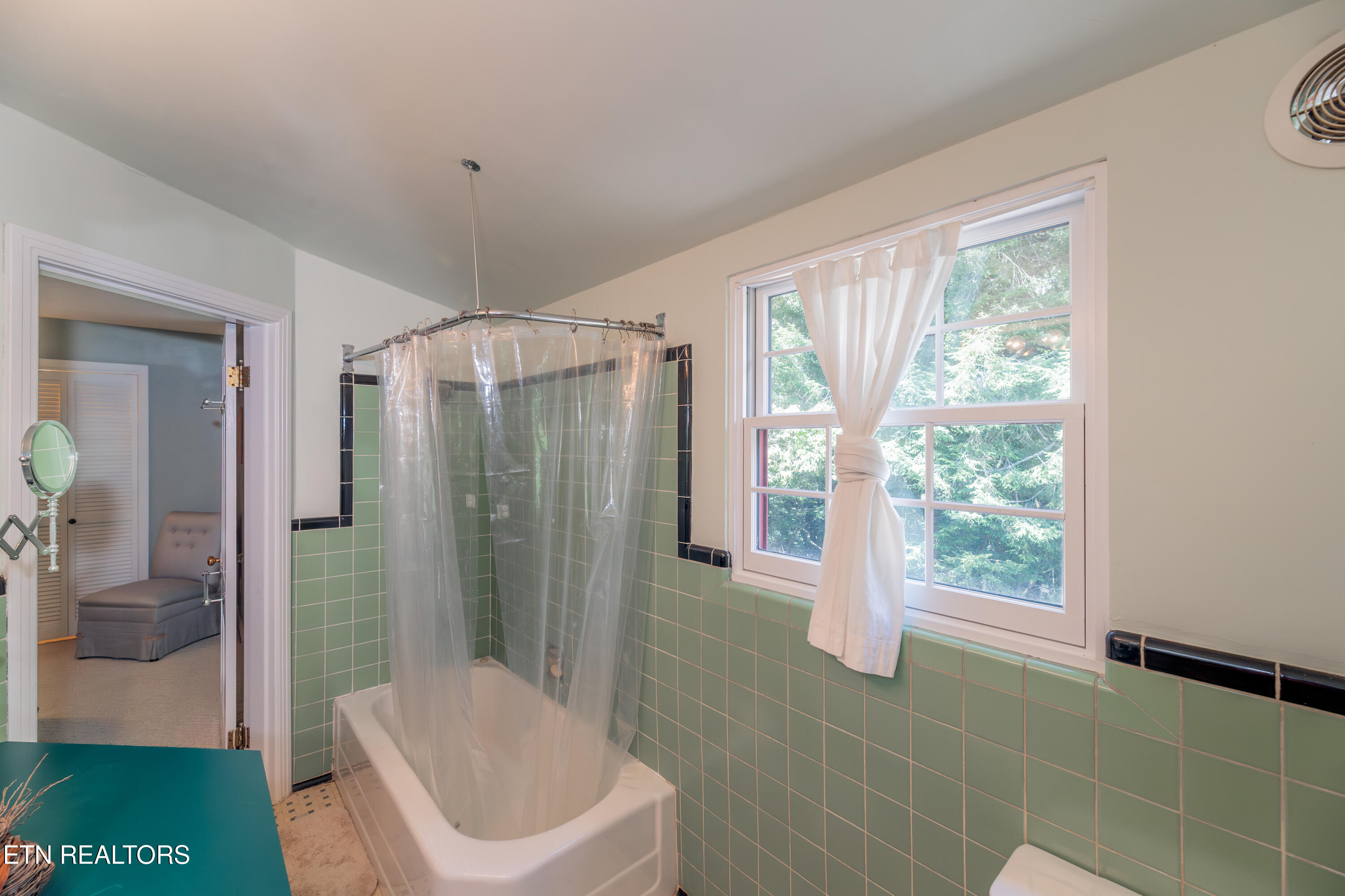 309 Kingston Court Knoxville TN 37919