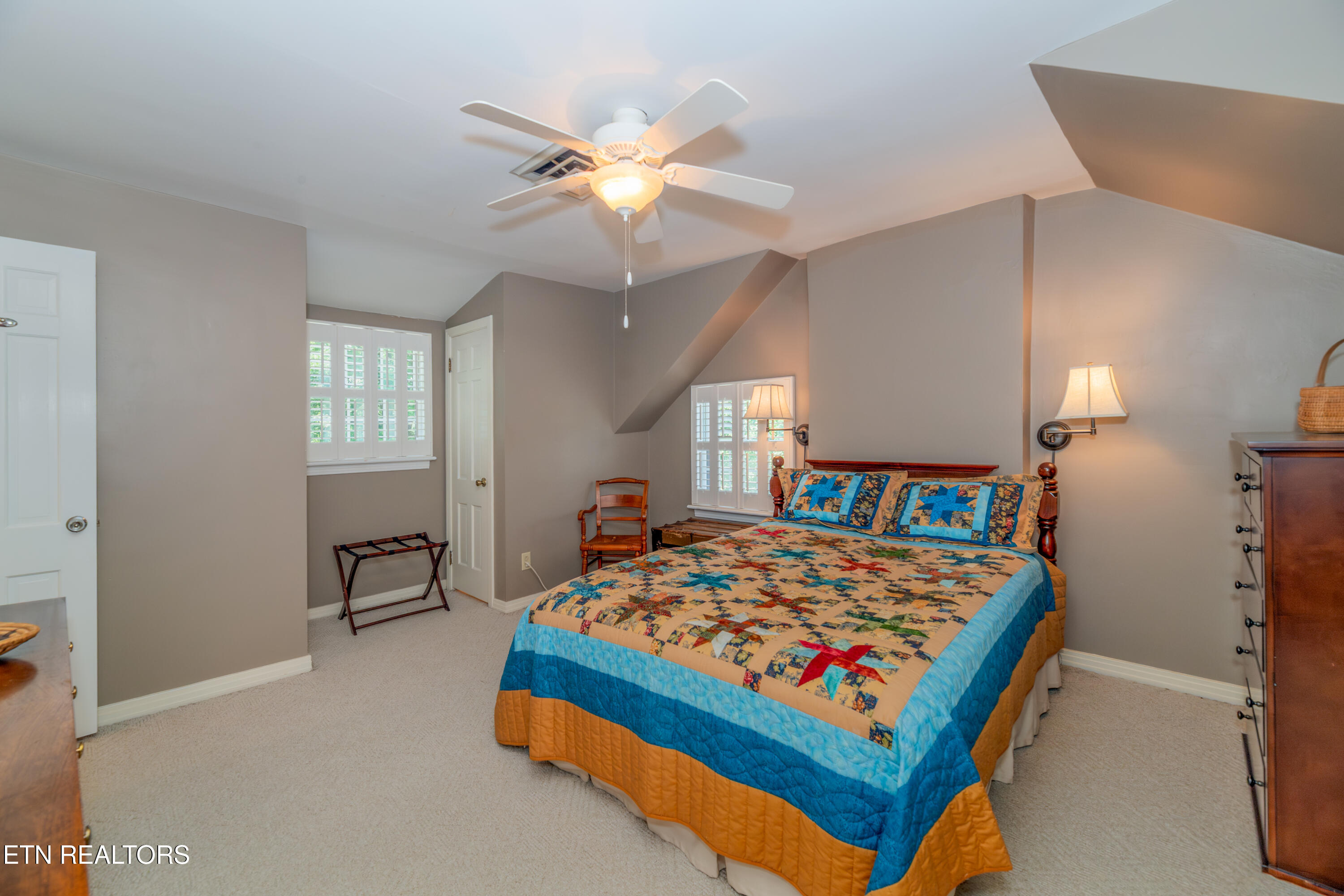 309 Kingston Court Knoxville TN 37919