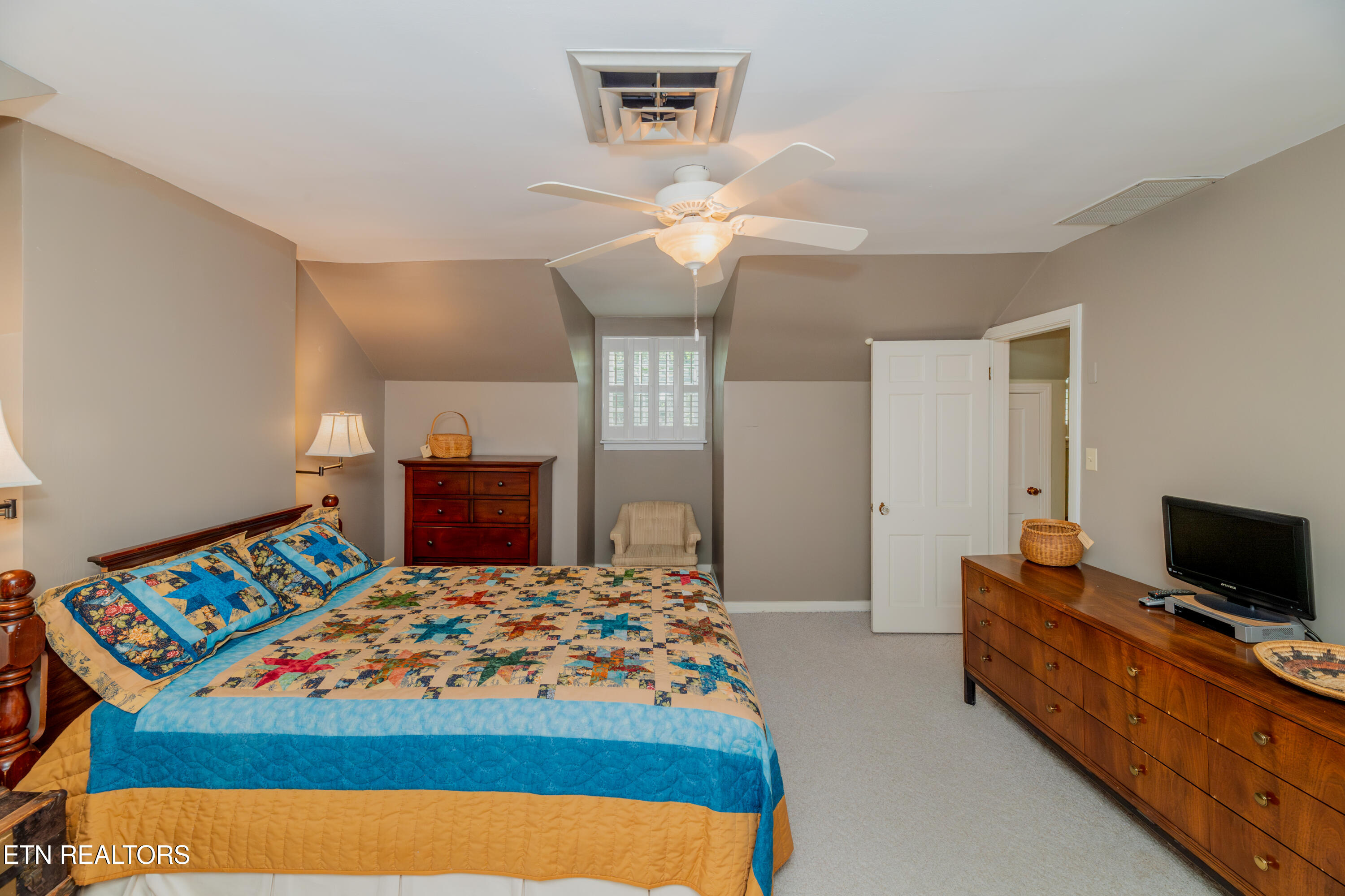 309 Kingston Court Knoxville TN 37919