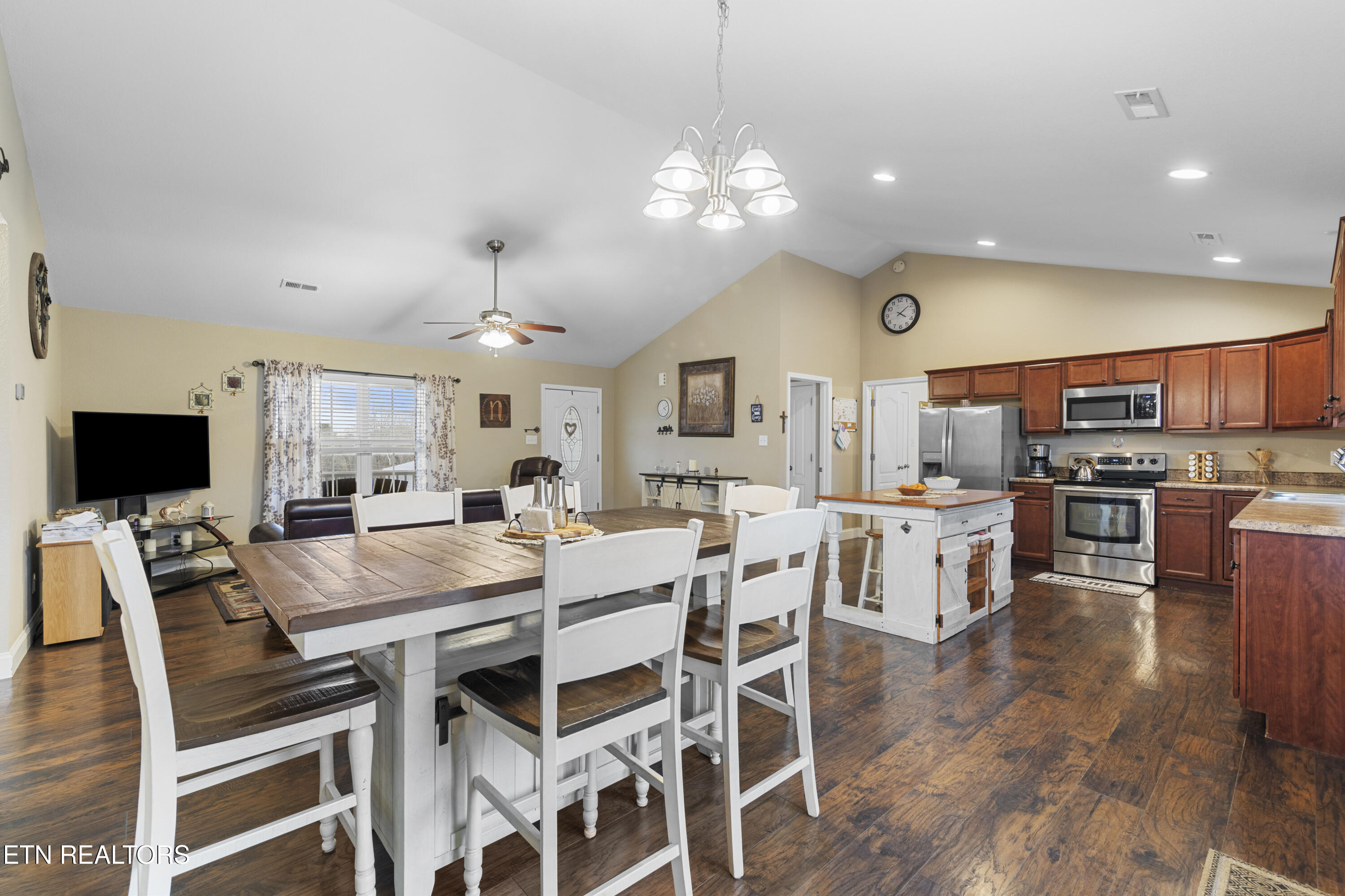 5433 Old Niles Ferry Road Maryville TN 37801