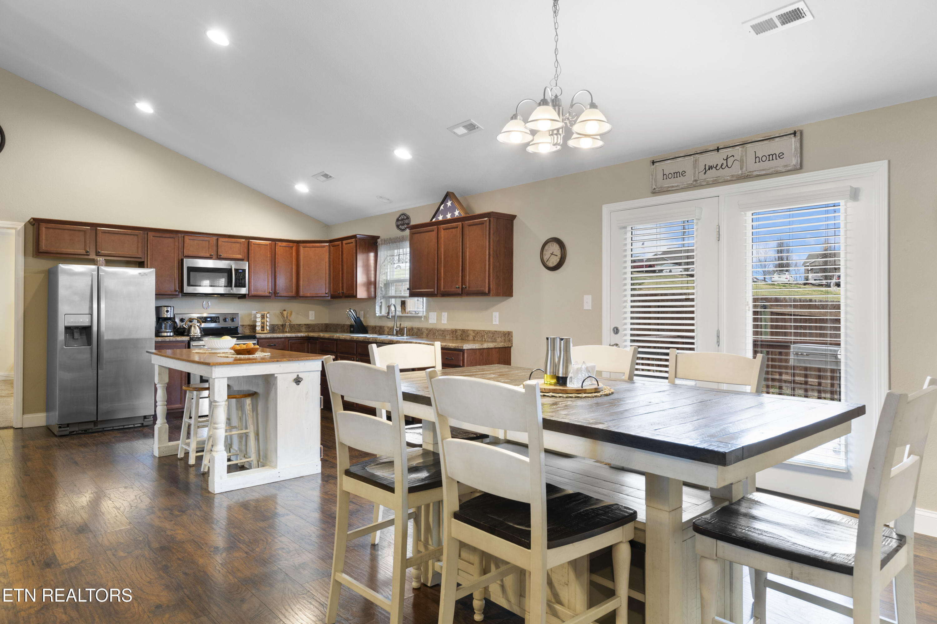 5433 Old Niles Ferry Road Maryville TN 37801