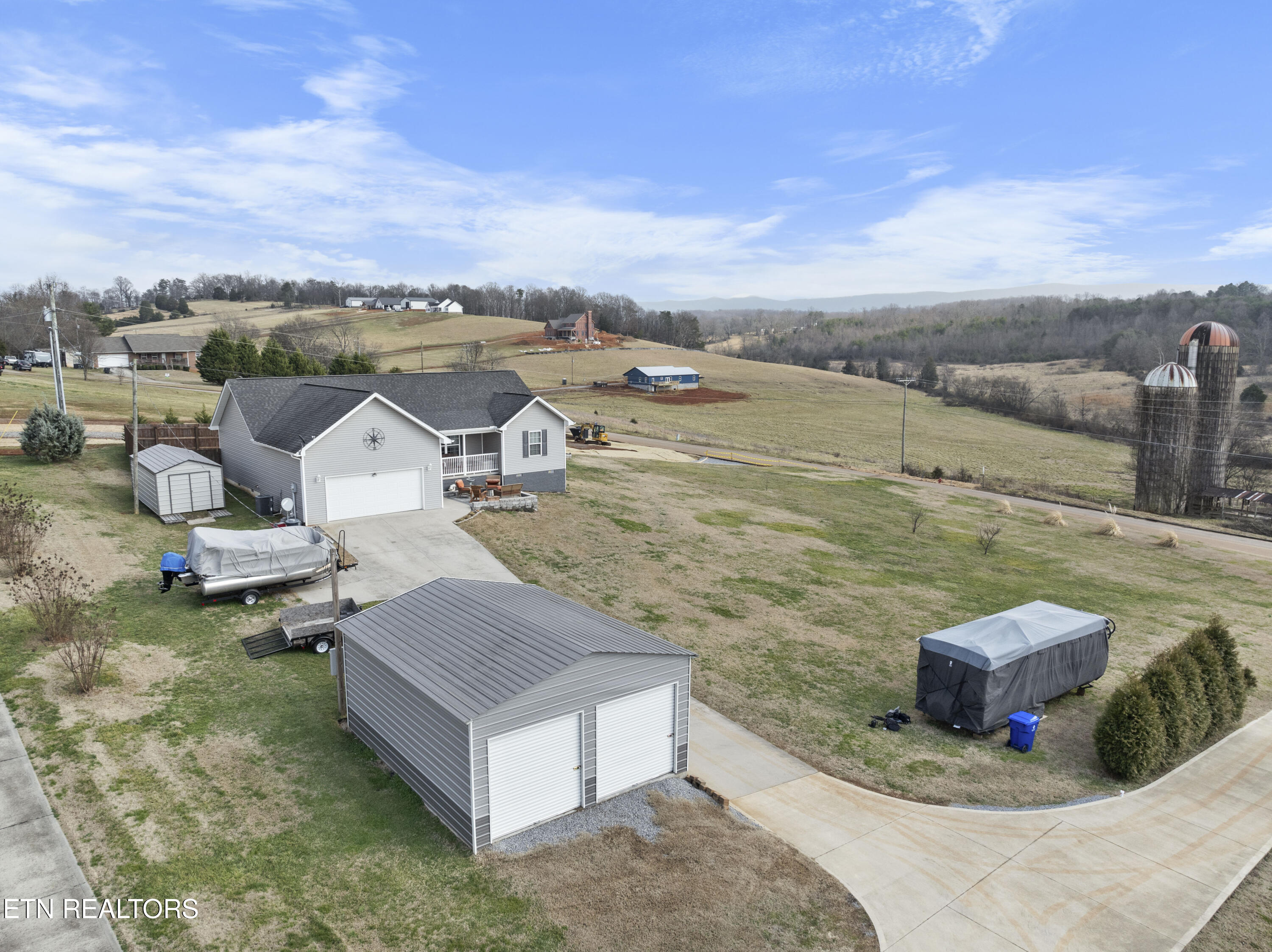 5433 Old Niles Ferry Road Maryville TN 37801
