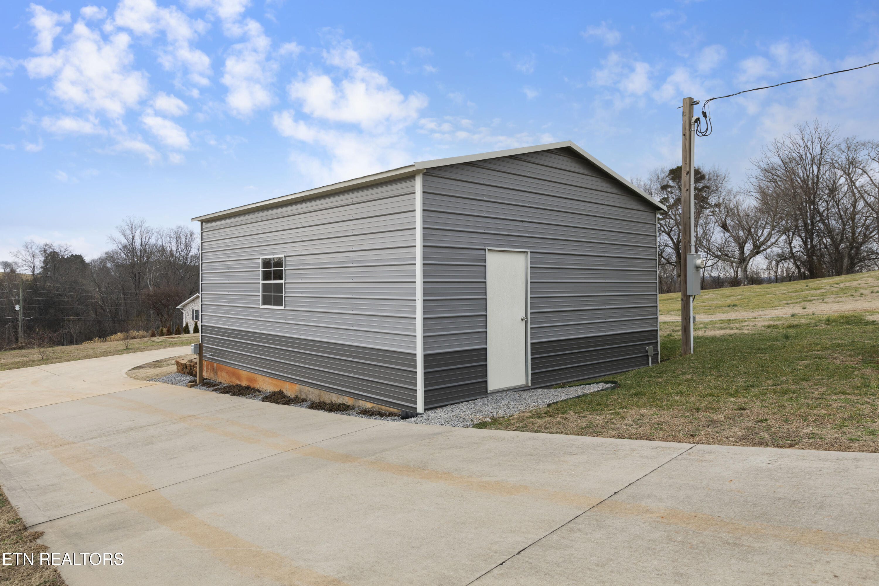 5433 Old Niles Ferry Road Maryville TN 37801