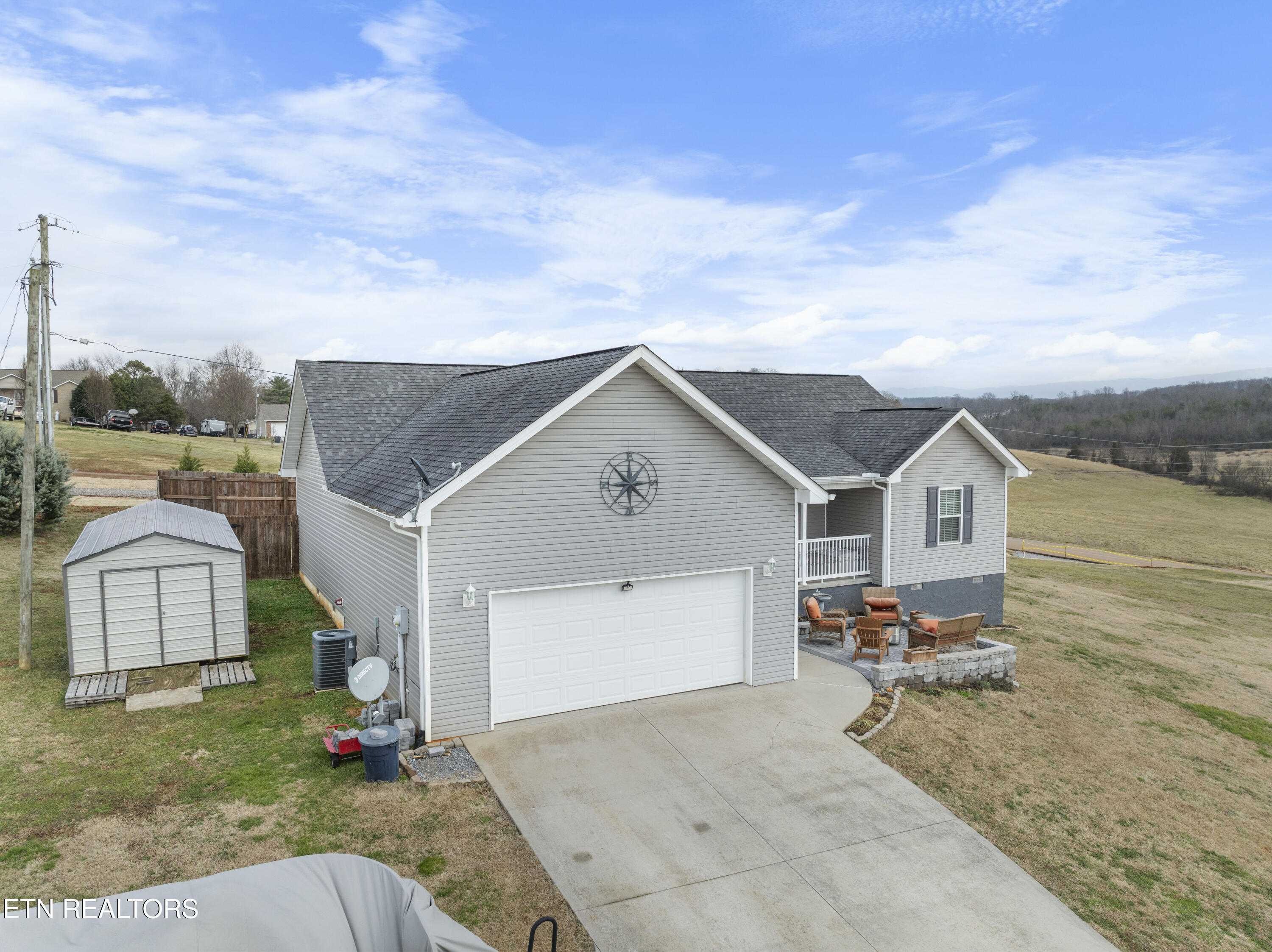 5433 Old Niles Ferry Road Maryville TN 37801
