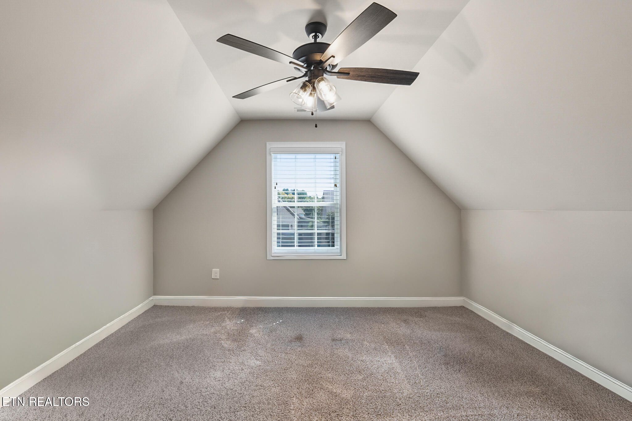 921 Valley Glen Boulevard Knoxville TN 37922