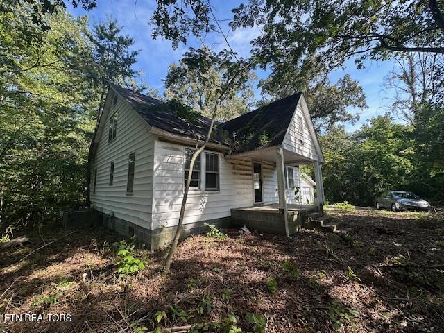 120 Laurel Hollow Road Clinton TN 37716