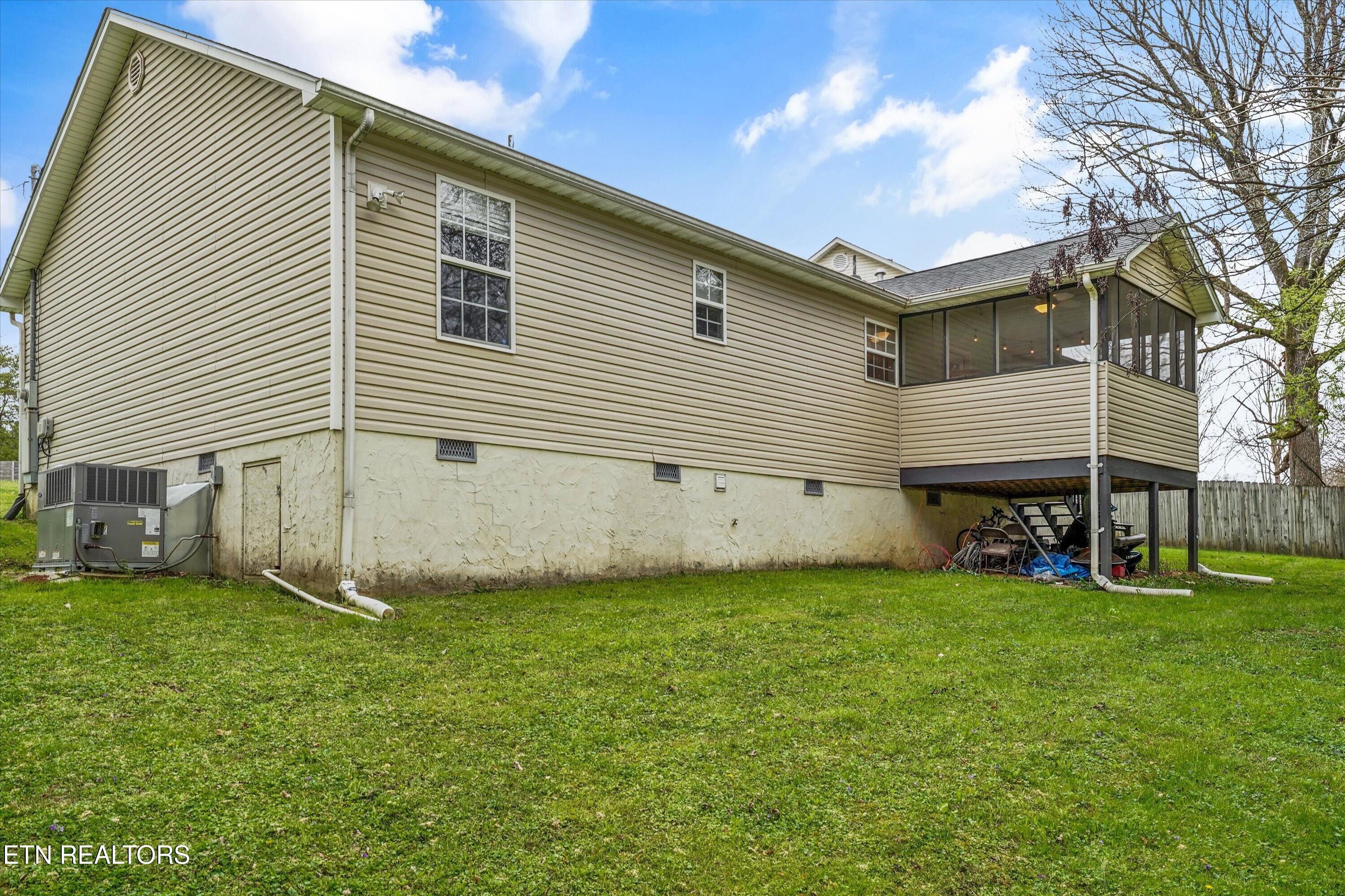 7125 Lyle Bend Lane Knoxville TN 37918