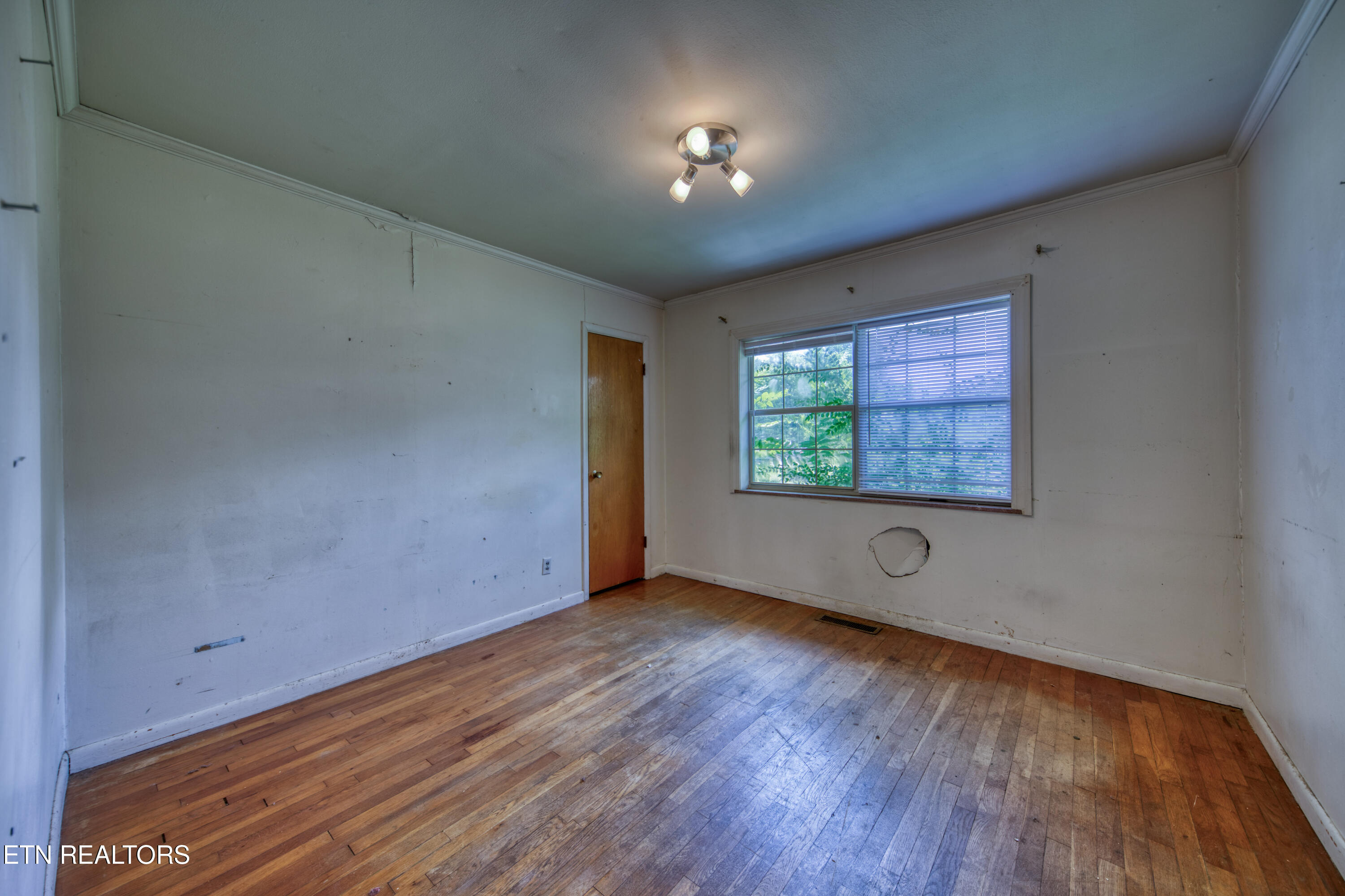 315 Berger Street Athens TN 37303
