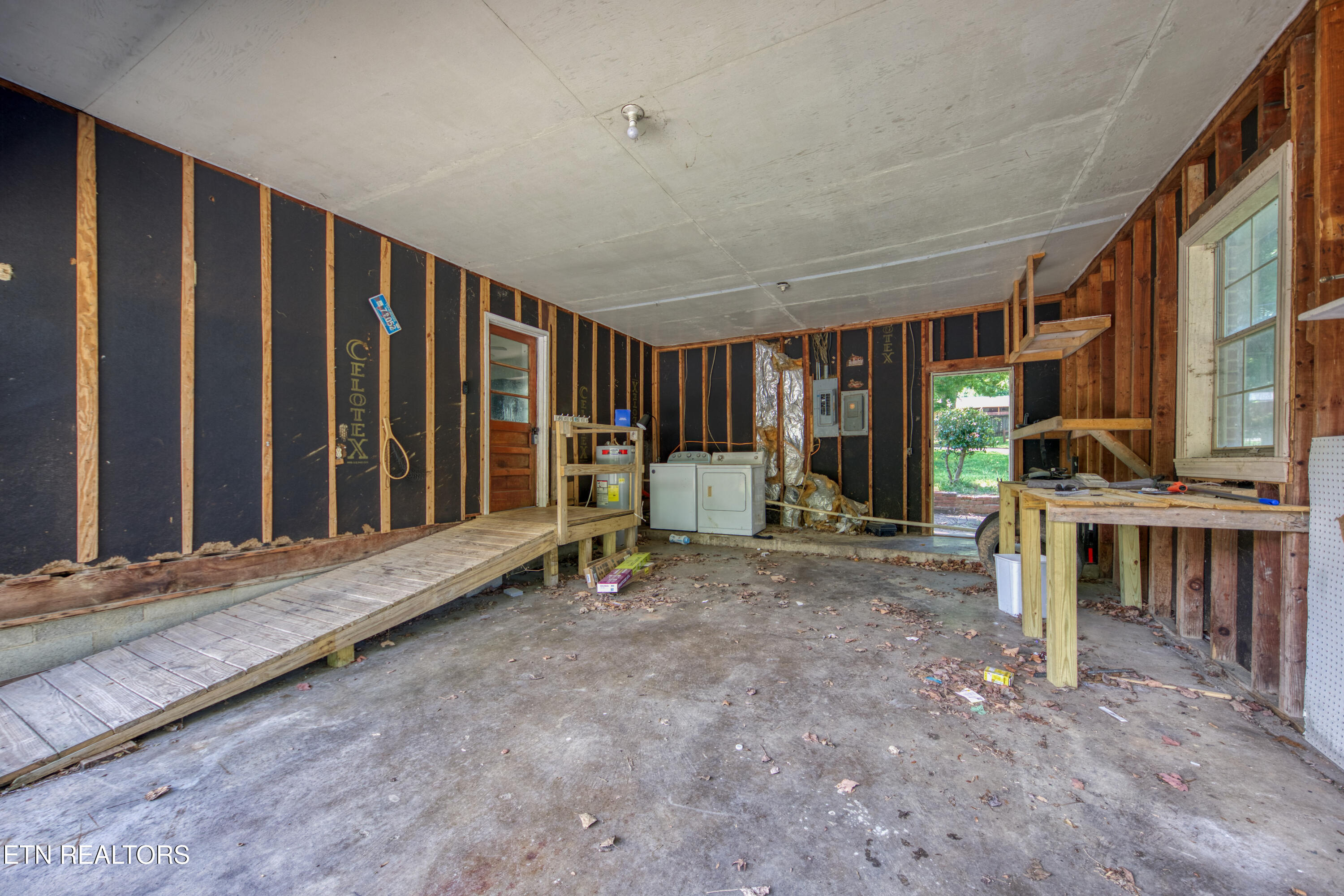 315 Berger Street Athens TN 37303