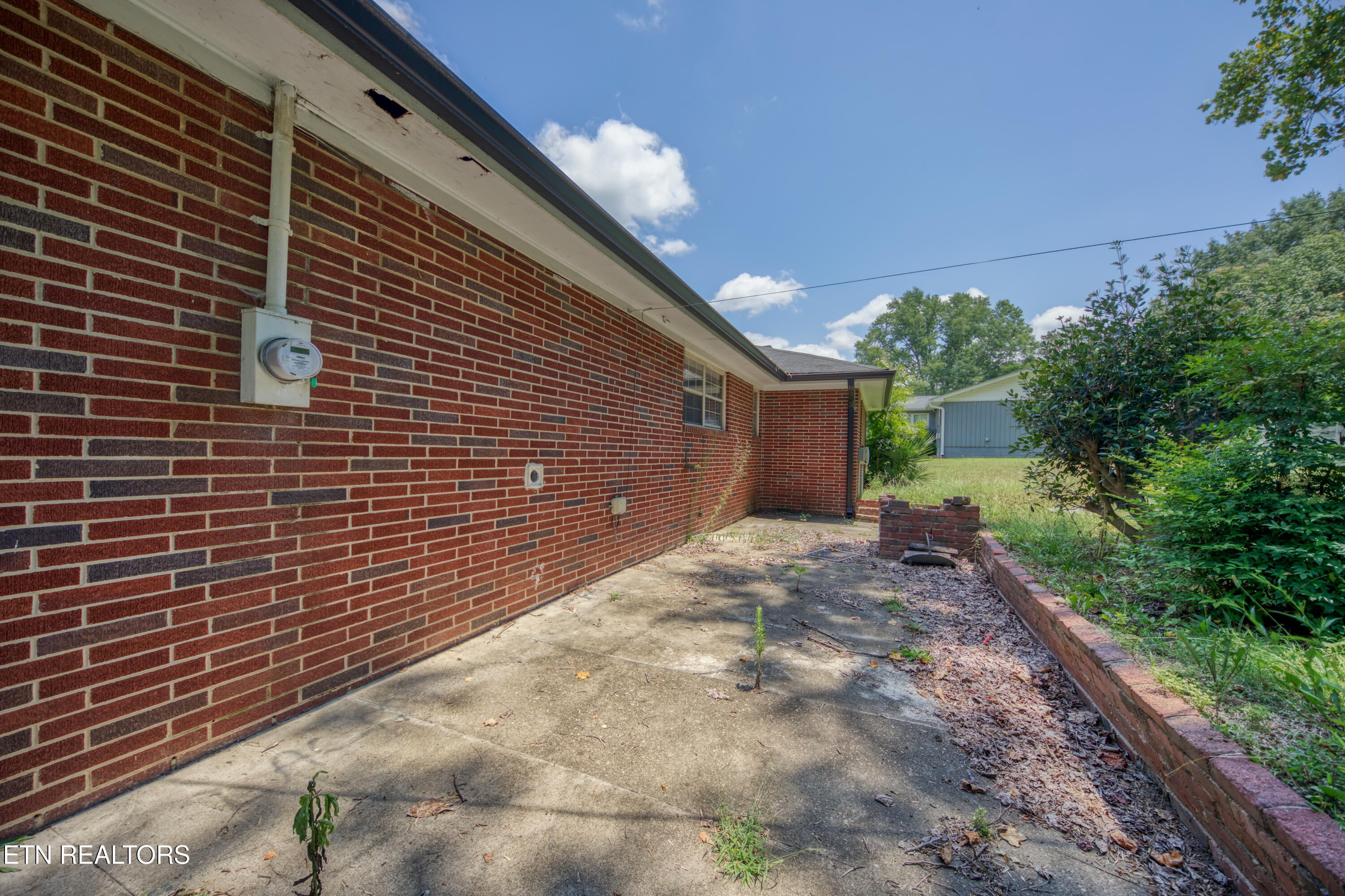 315 Berger Street Athens TN 37303