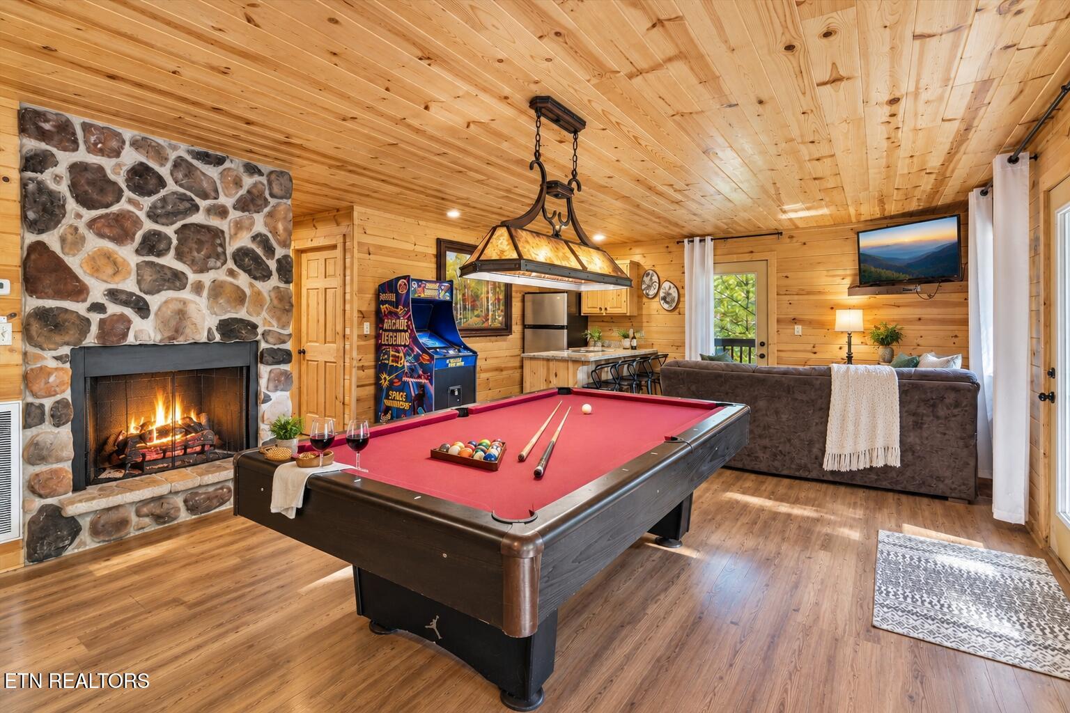 2440 Breezy Road Sevierville TN 37876