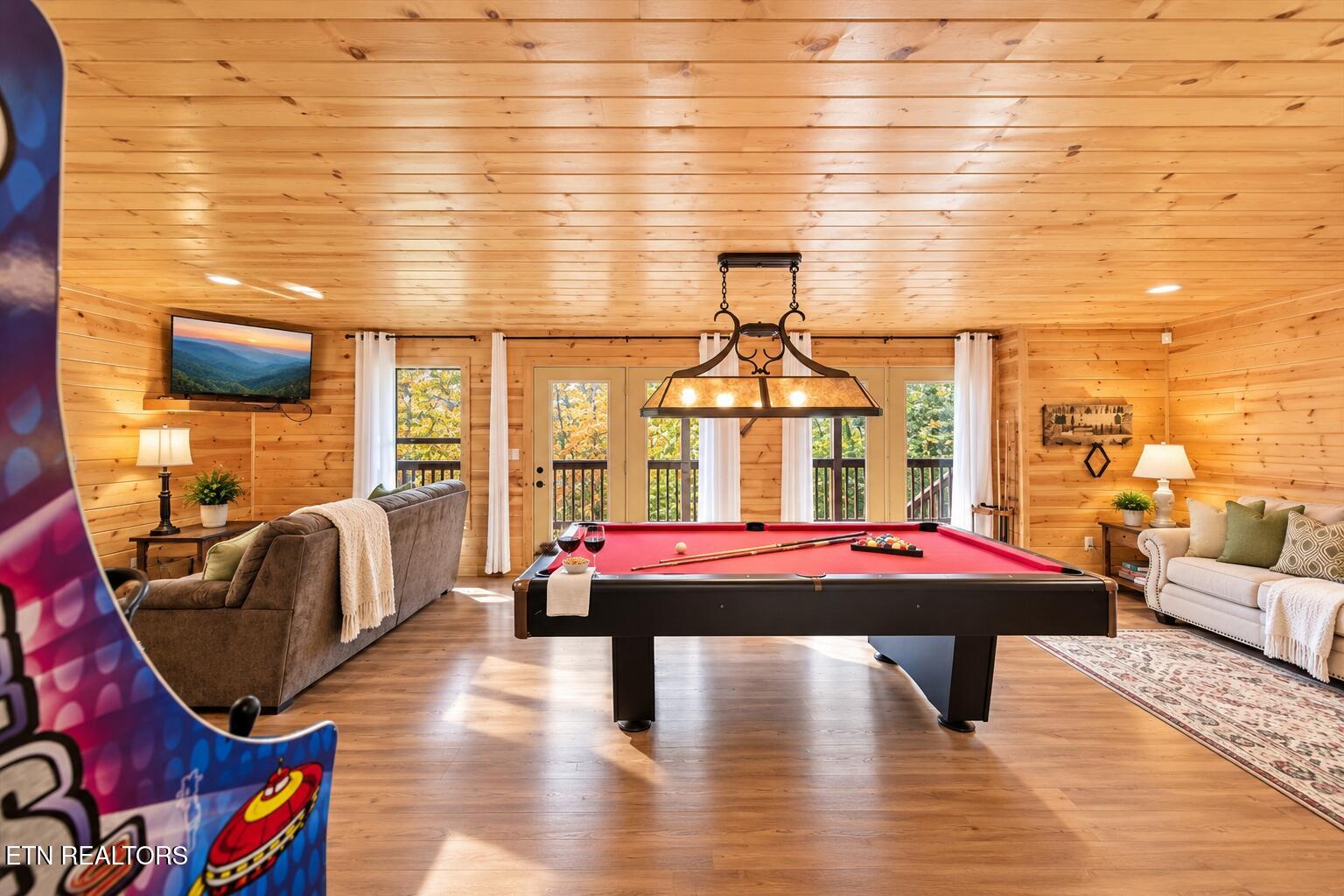 2440 Breezy Road Sevierville TN 37876