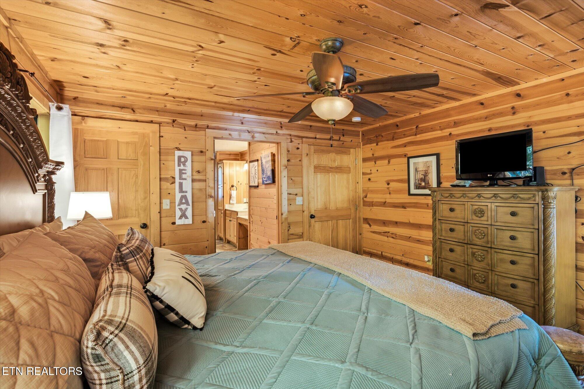 2440 Breezy Road Sevierville TN 37876