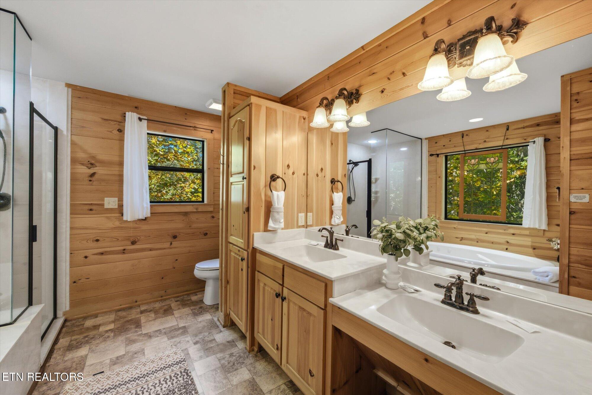 2440 Breezy Road Sevierville TN 37876