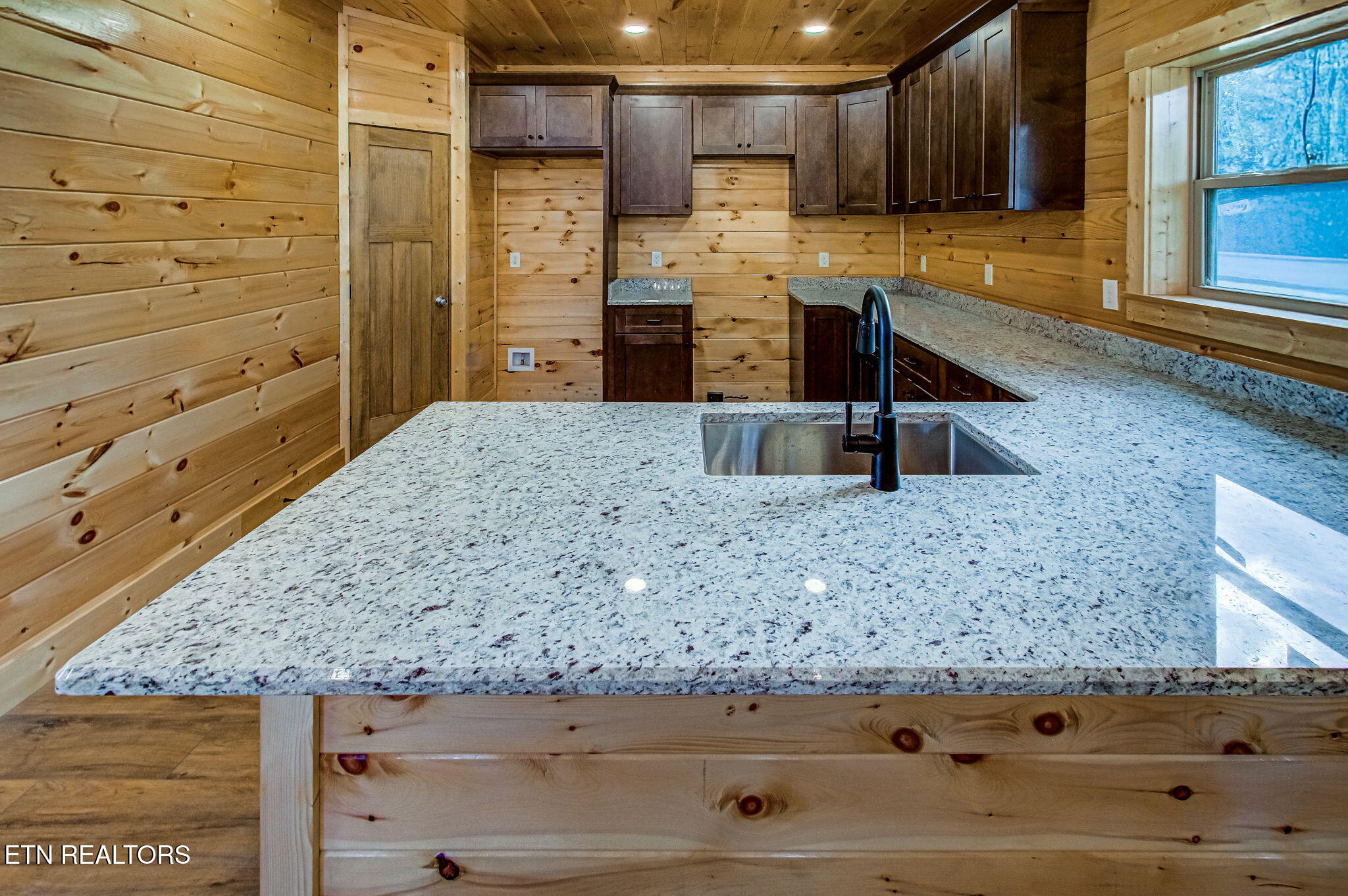 1821 Pinestand Ridge Way Sevierville TN 37862