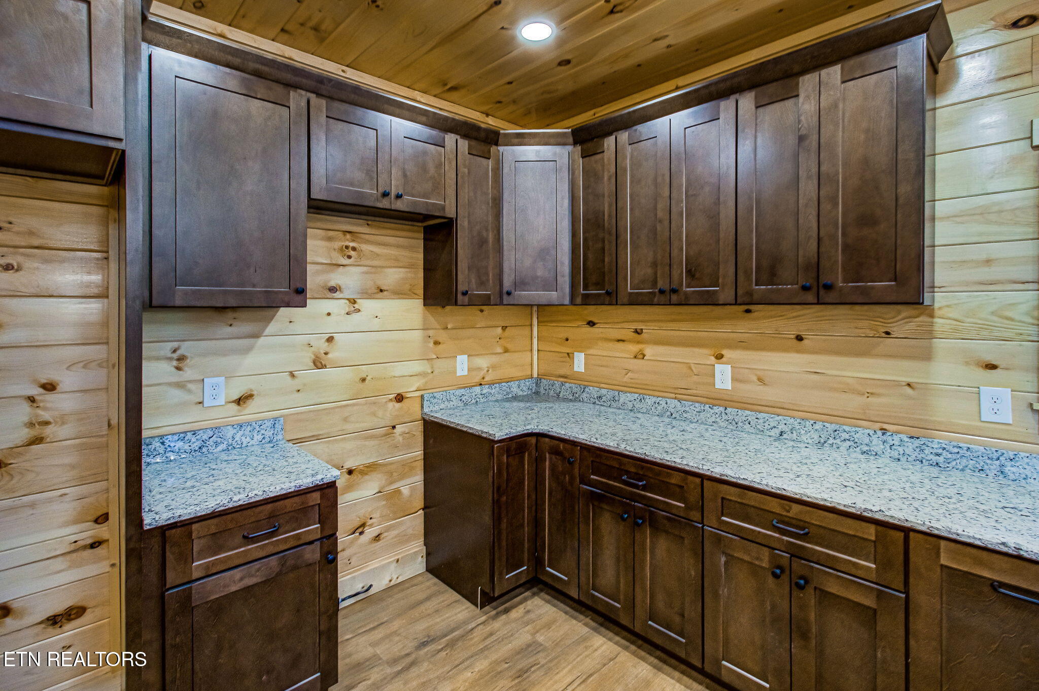 1821 Pinestand Ridge Way Sevierville TN 37862