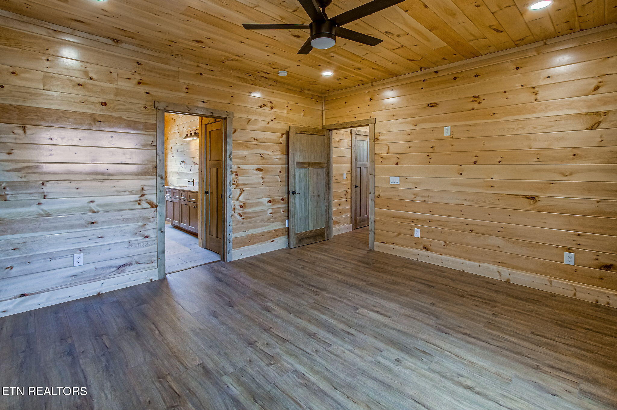 1821 Pinestand Ridge Way Sevierville TN 37862