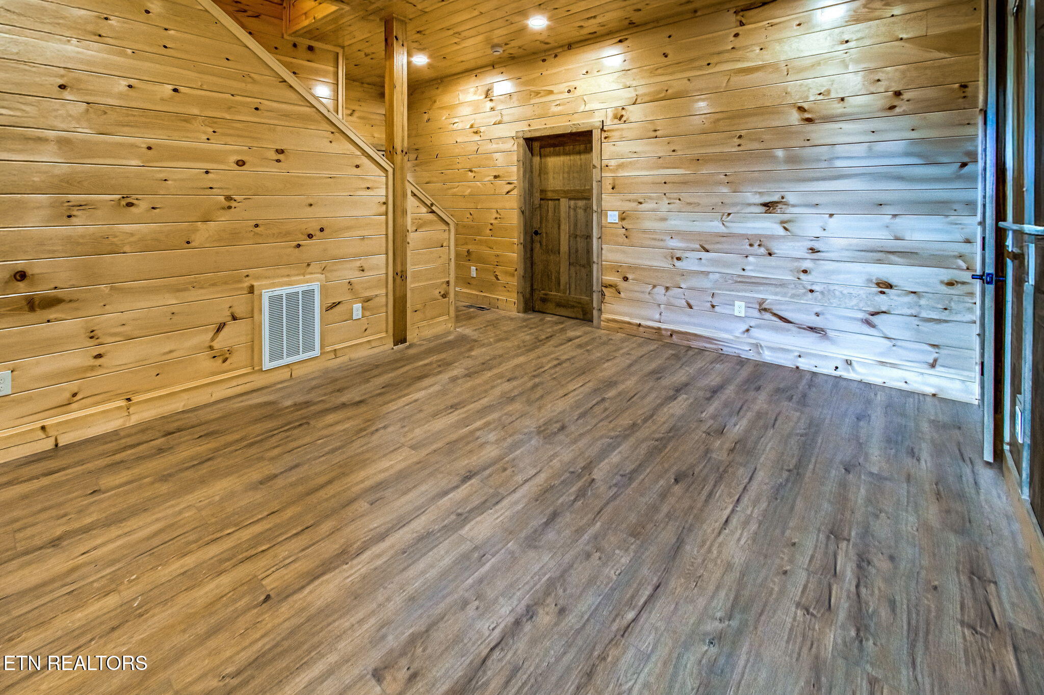 1821 Pinestand Ridge Way Sevierville TN 37862