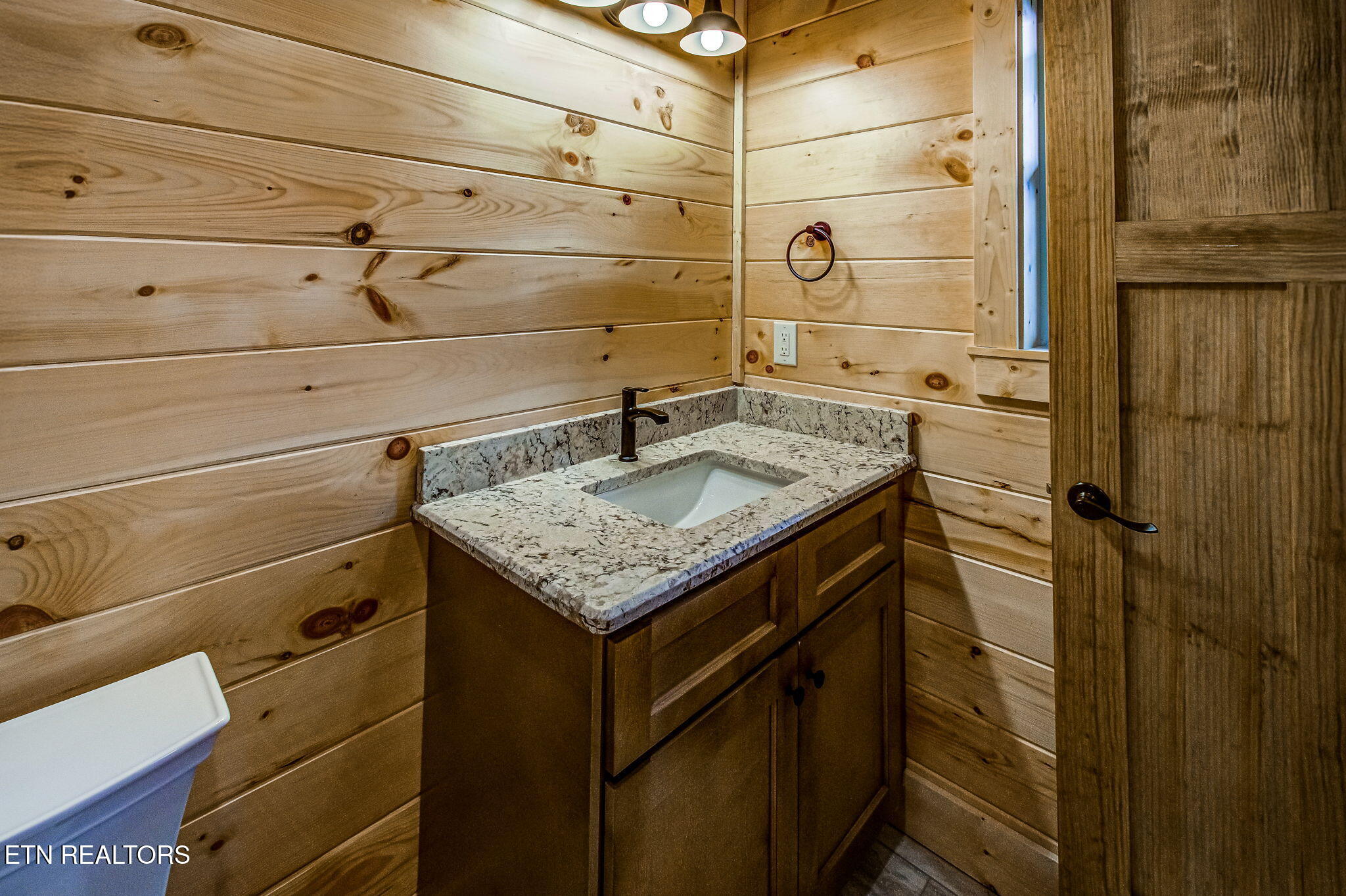 1821 Pinestand Ridge Way Sevierville TN 37862
