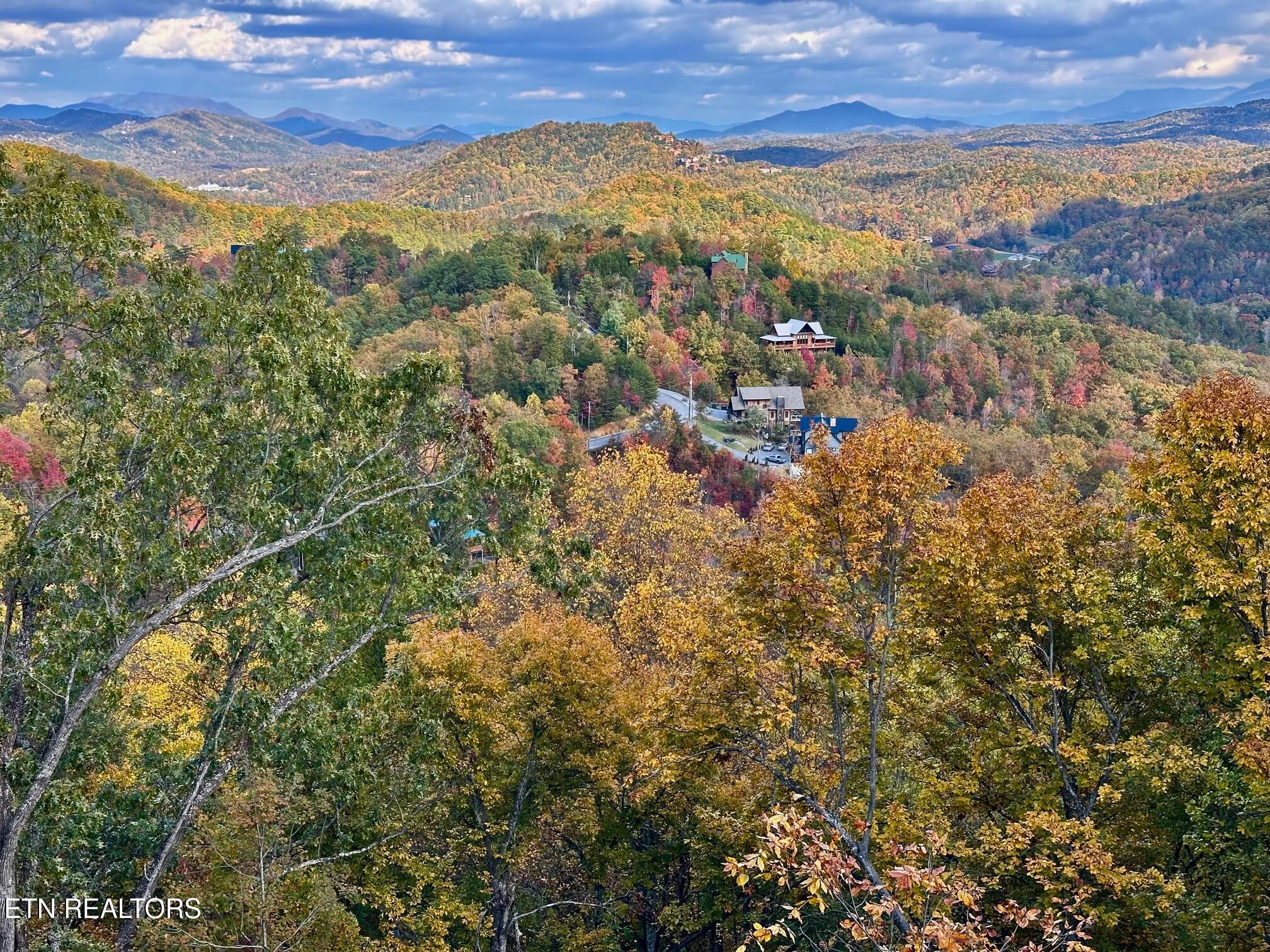 1821 Pinestand Ridge Way Sevierville TN 37862