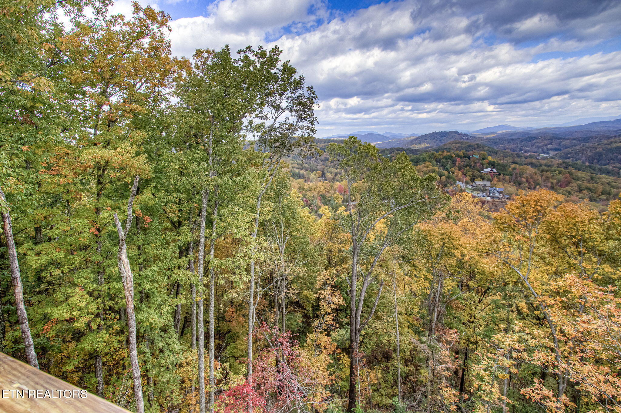 1821 Pinestand Ridge Way Sevierville TN 37862