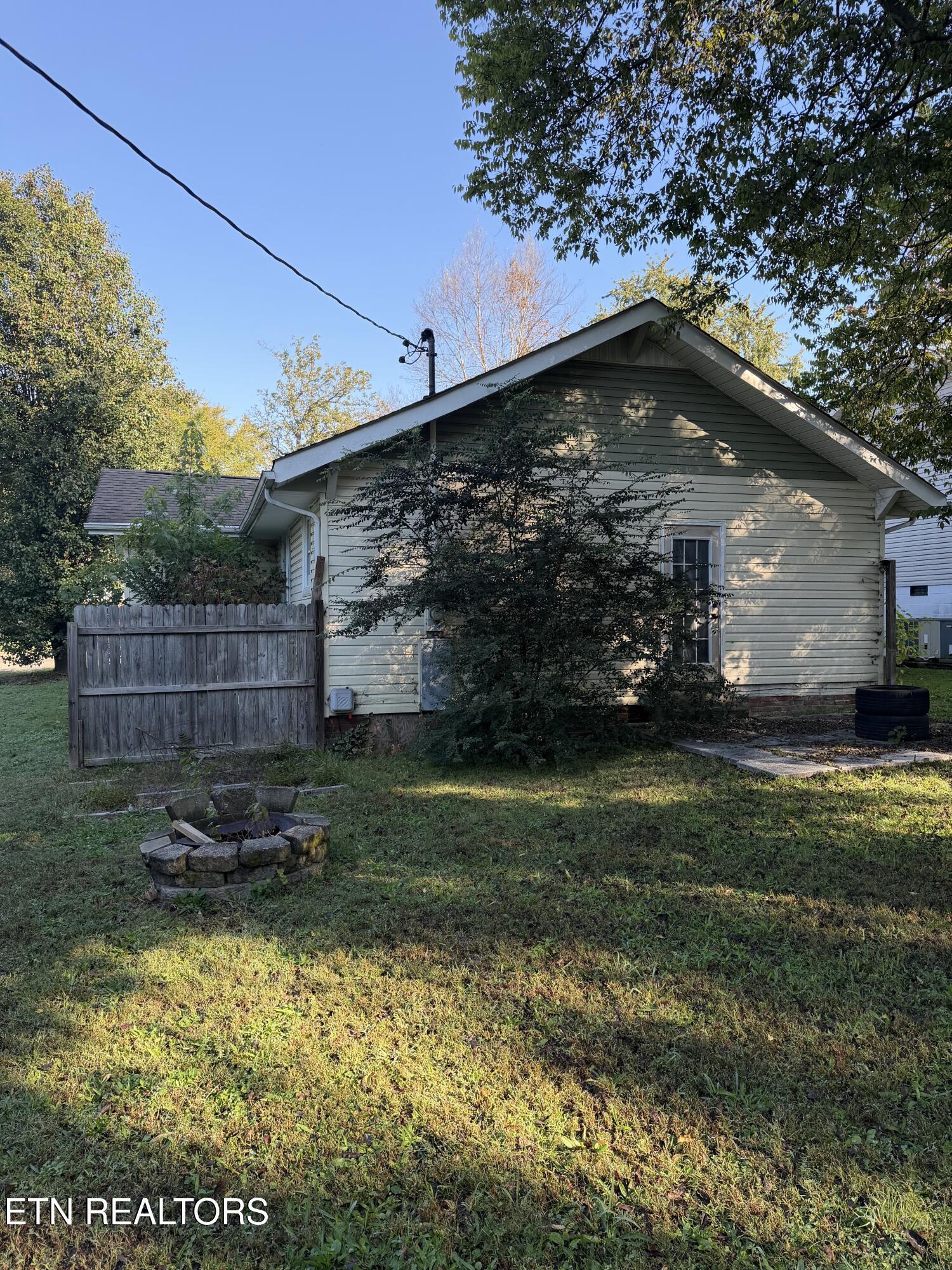 712 Radford Place Knoxville TN 37917